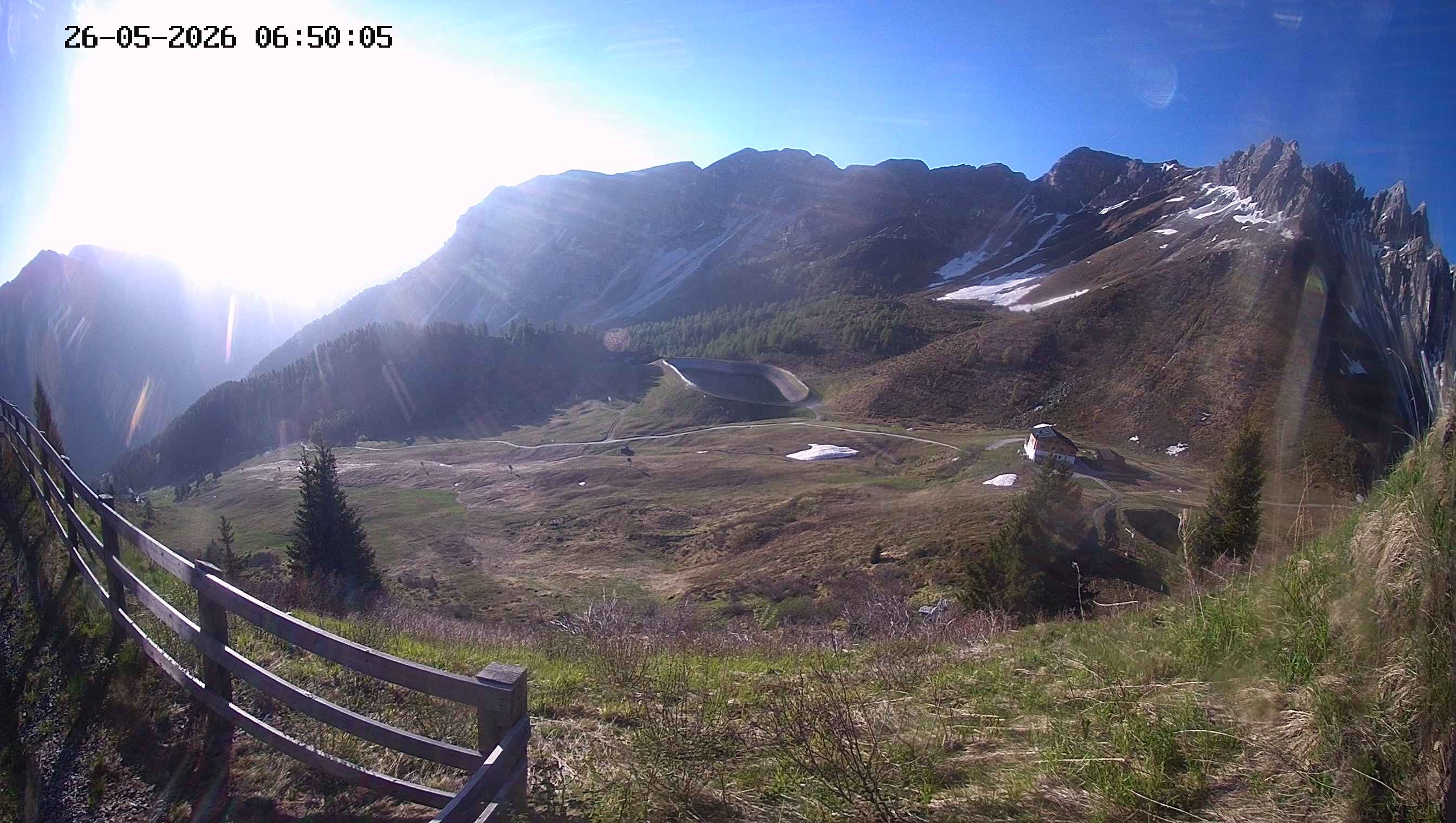 Archiv Foto Webcam Ladurns - Edelweißhütte