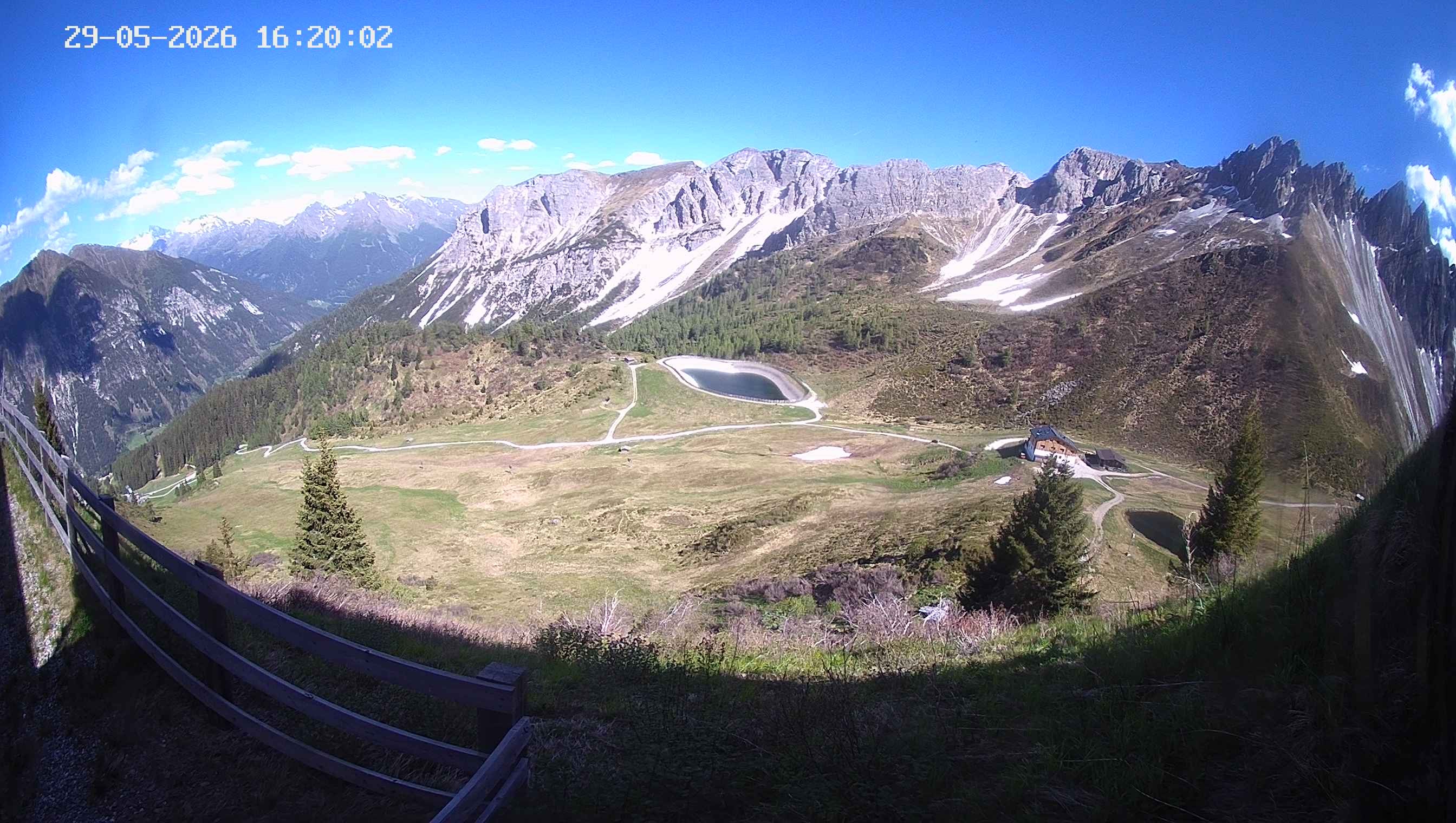 Archived image Webcam Ladurns - Malga Edelweis