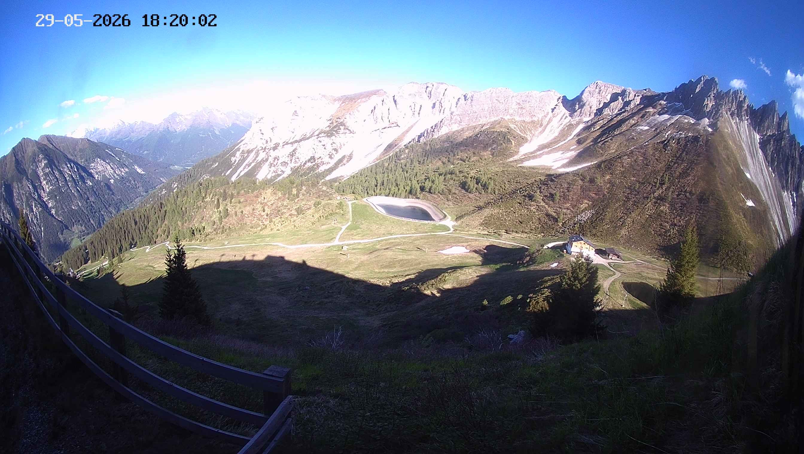 Archived image Webcam Ladurns - Malga Edelweis