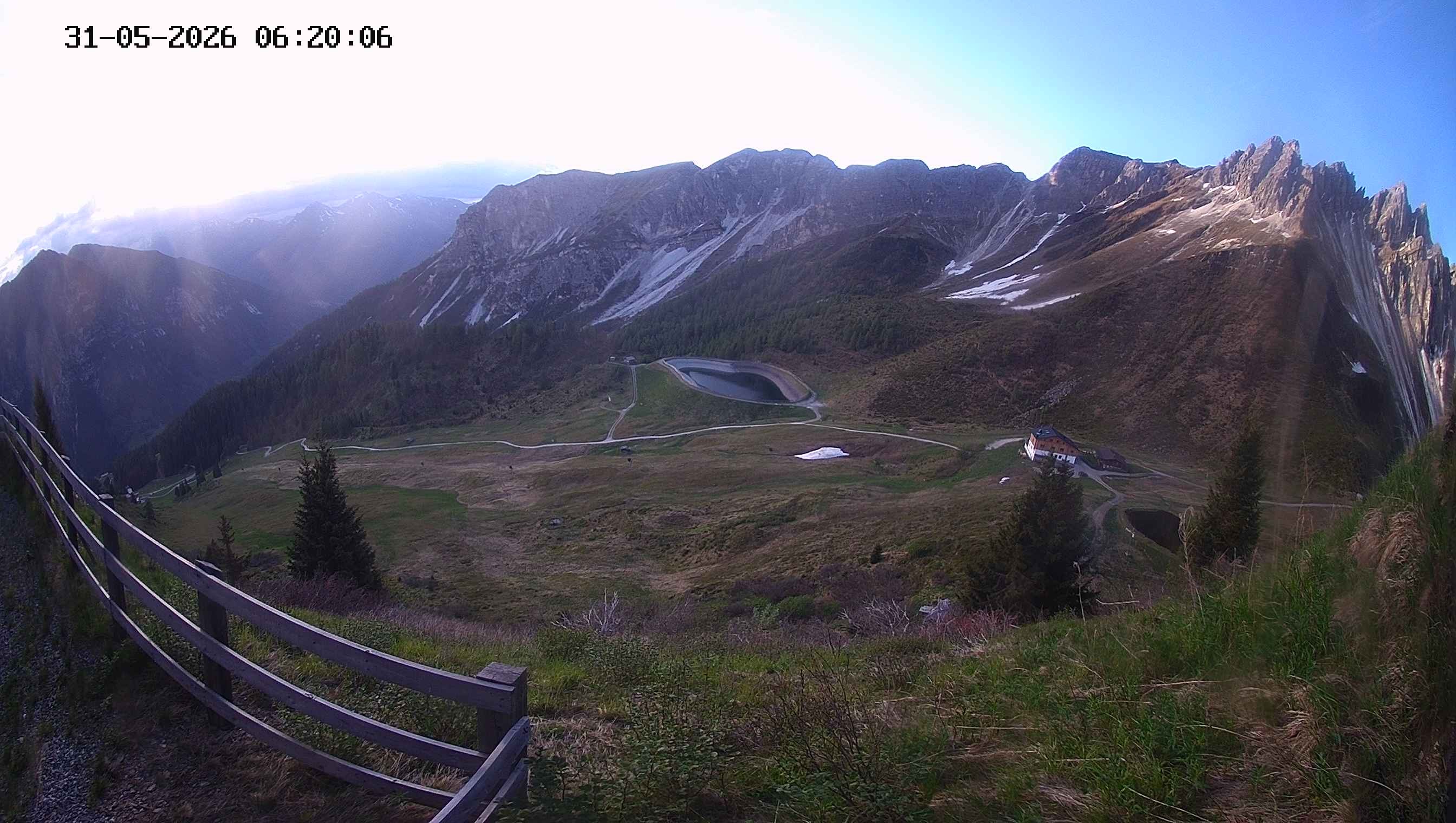 Archiv Foto Webcam Ladurns - Edelweißhütte