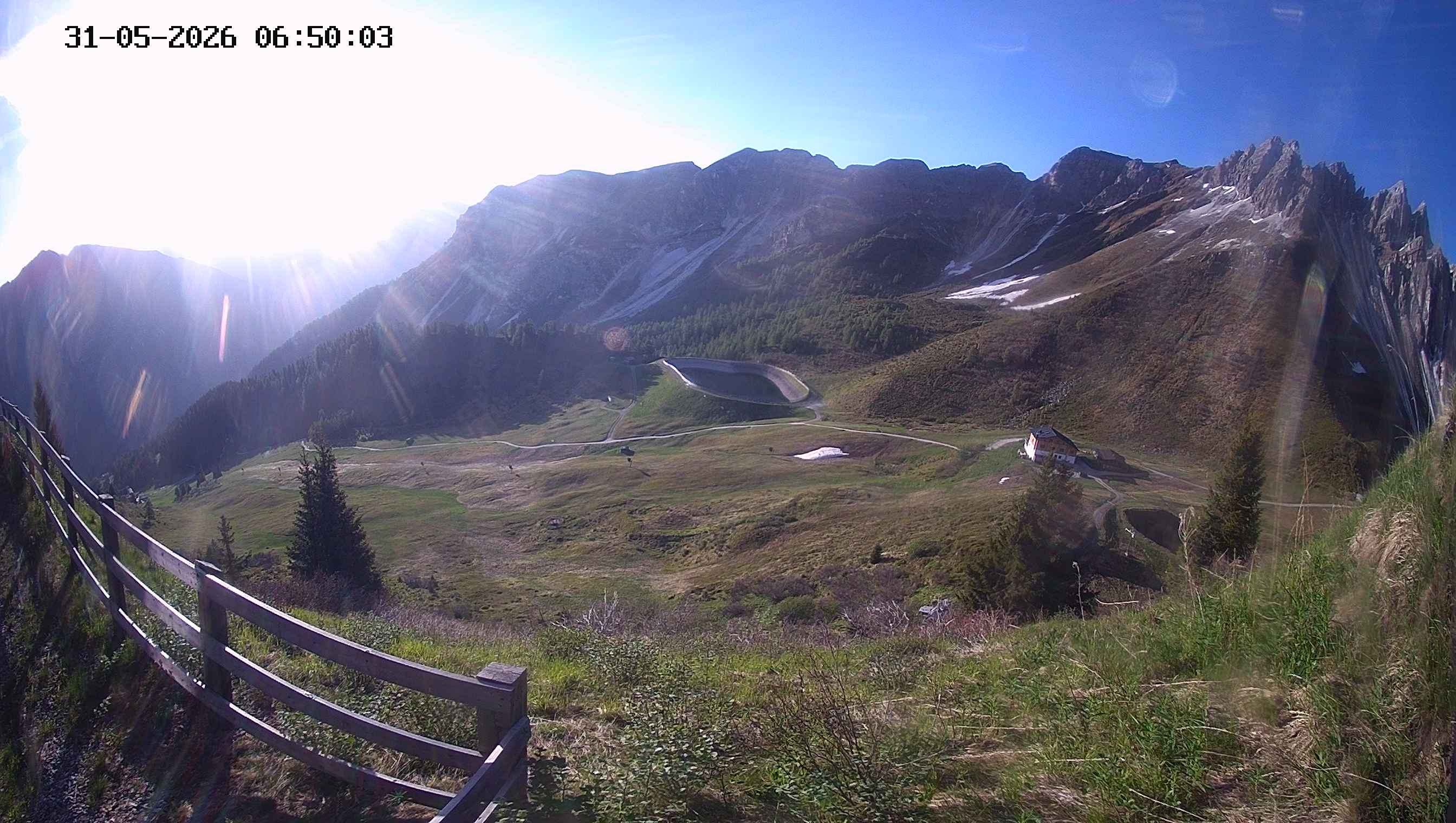 Archiv Foto Webcam Ladurns - Edelweißhütte