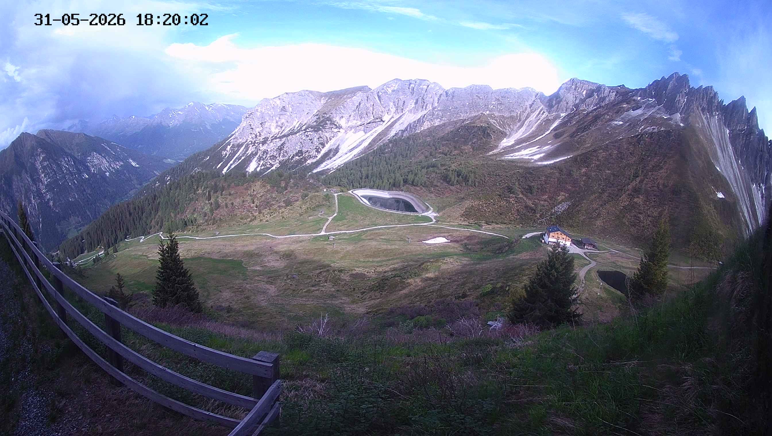 Archiv Foto Webcam Ladurns - Edelweißhütte