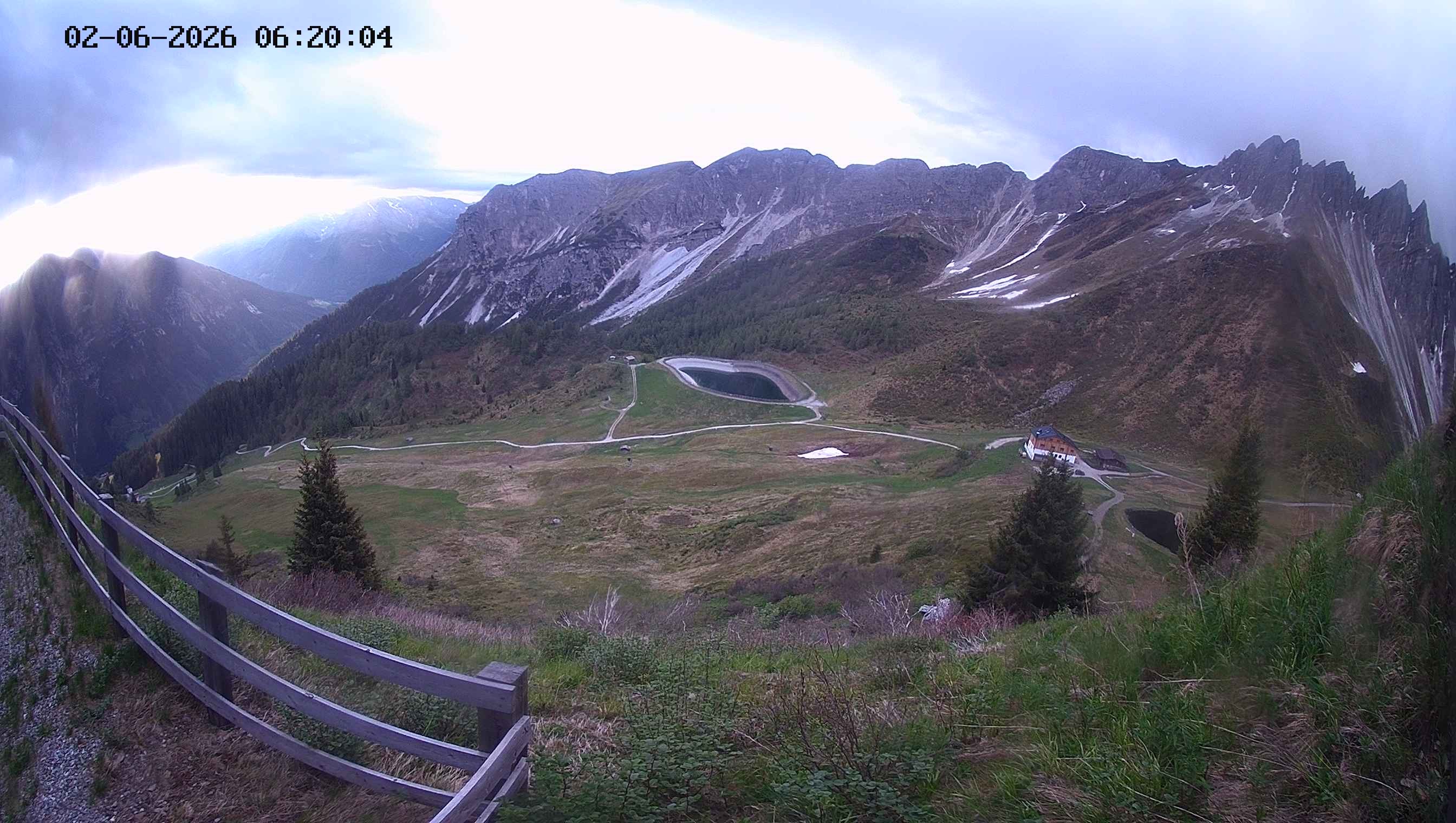 Archiv Foto Webcam Ladurns - Edelweißhütte