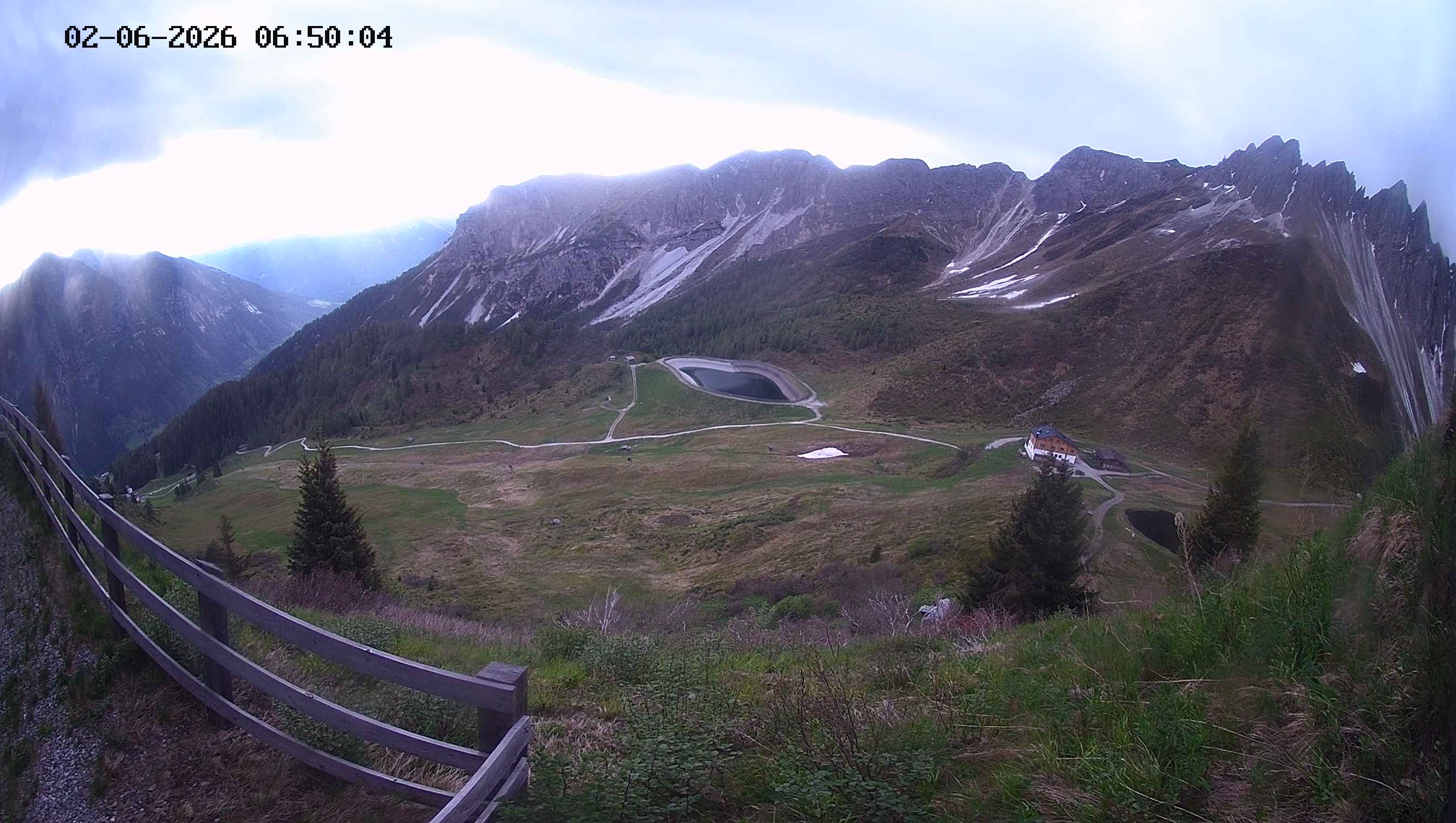 Archiv Foto Webcam Ladurns - Edelweißhütte
