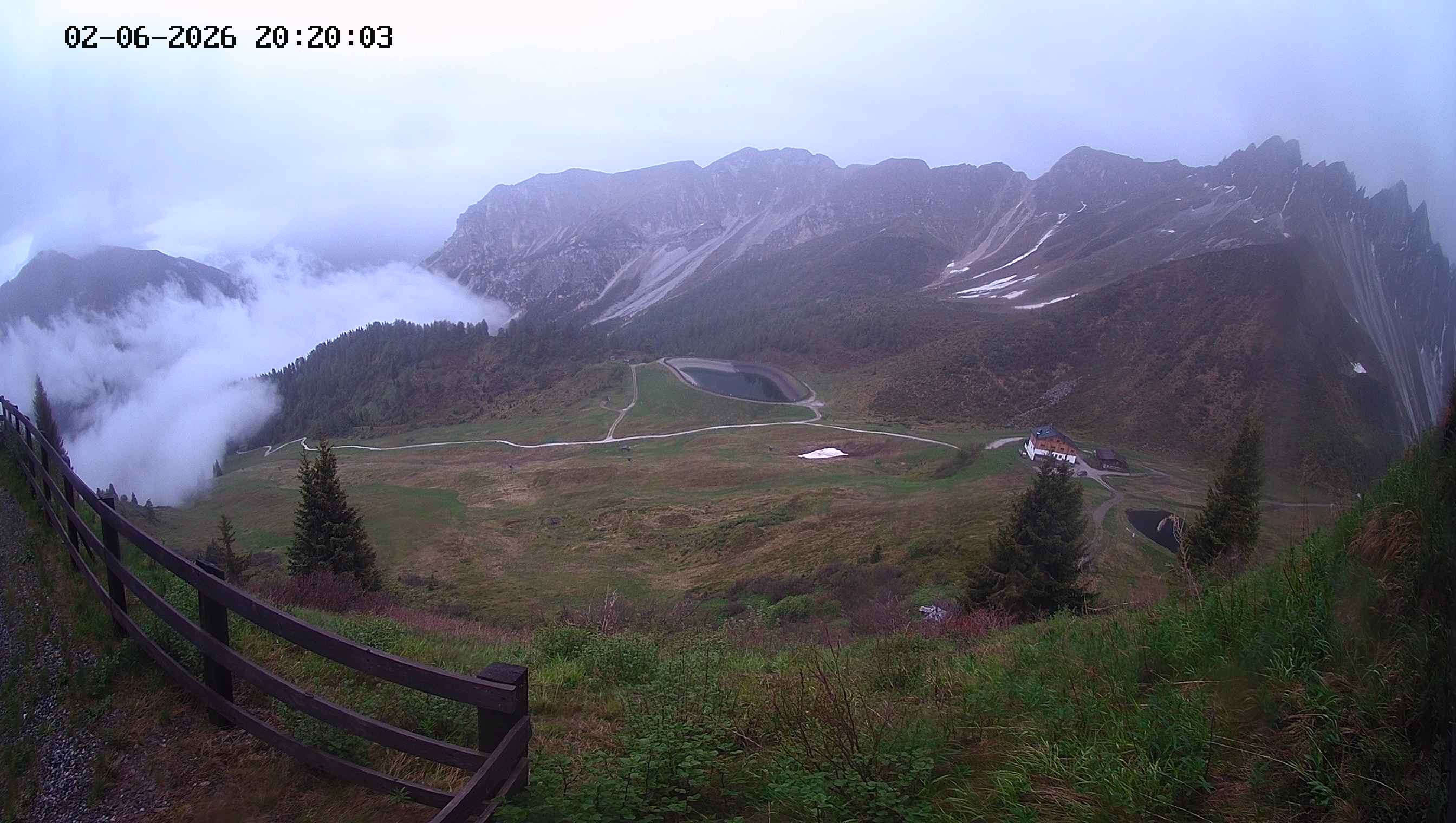 Archiv Foto Webcam Ladurns - Edelweißhütte