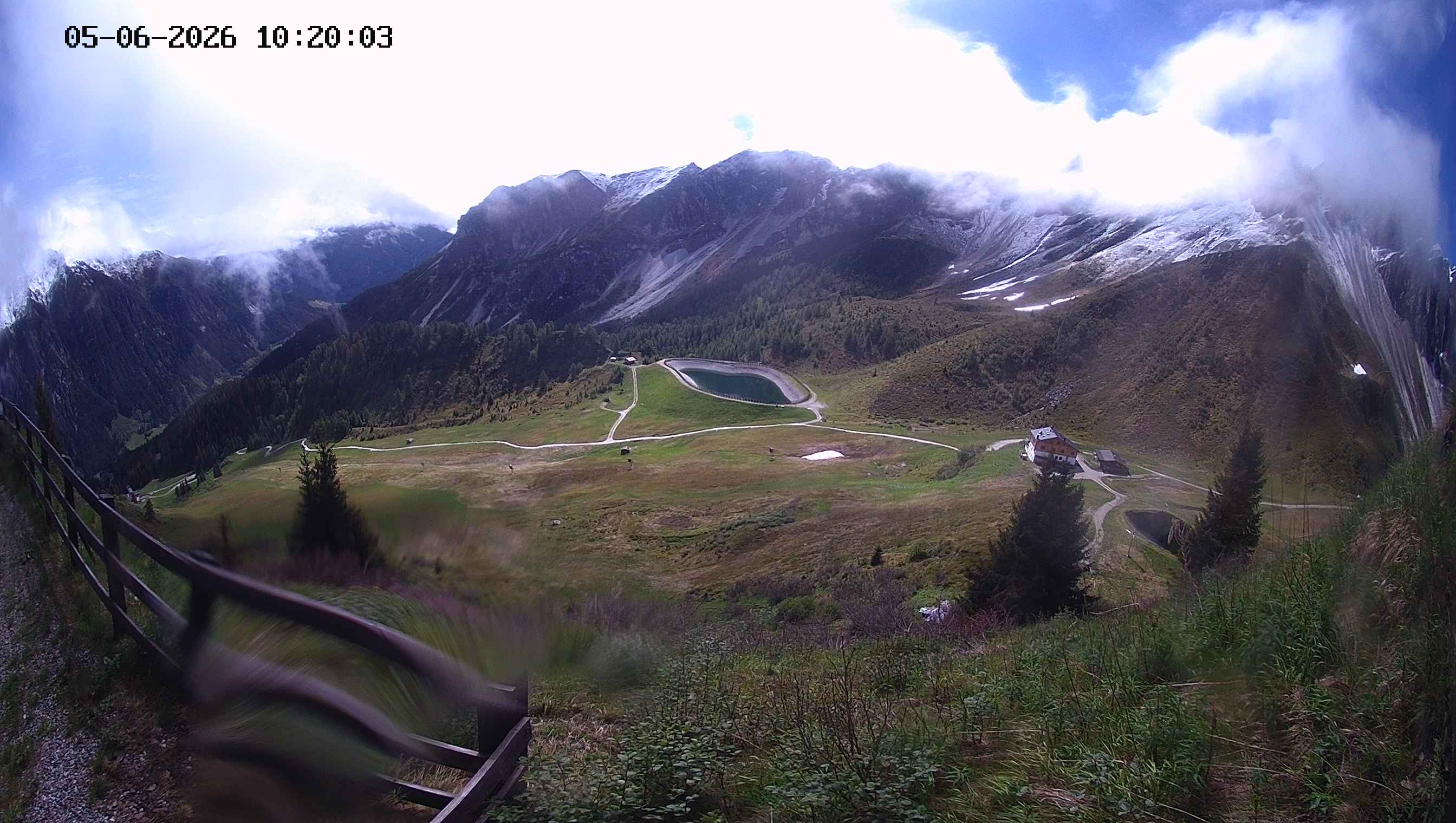Archiv Foto Webcam Ladurns - Edelweißhütte