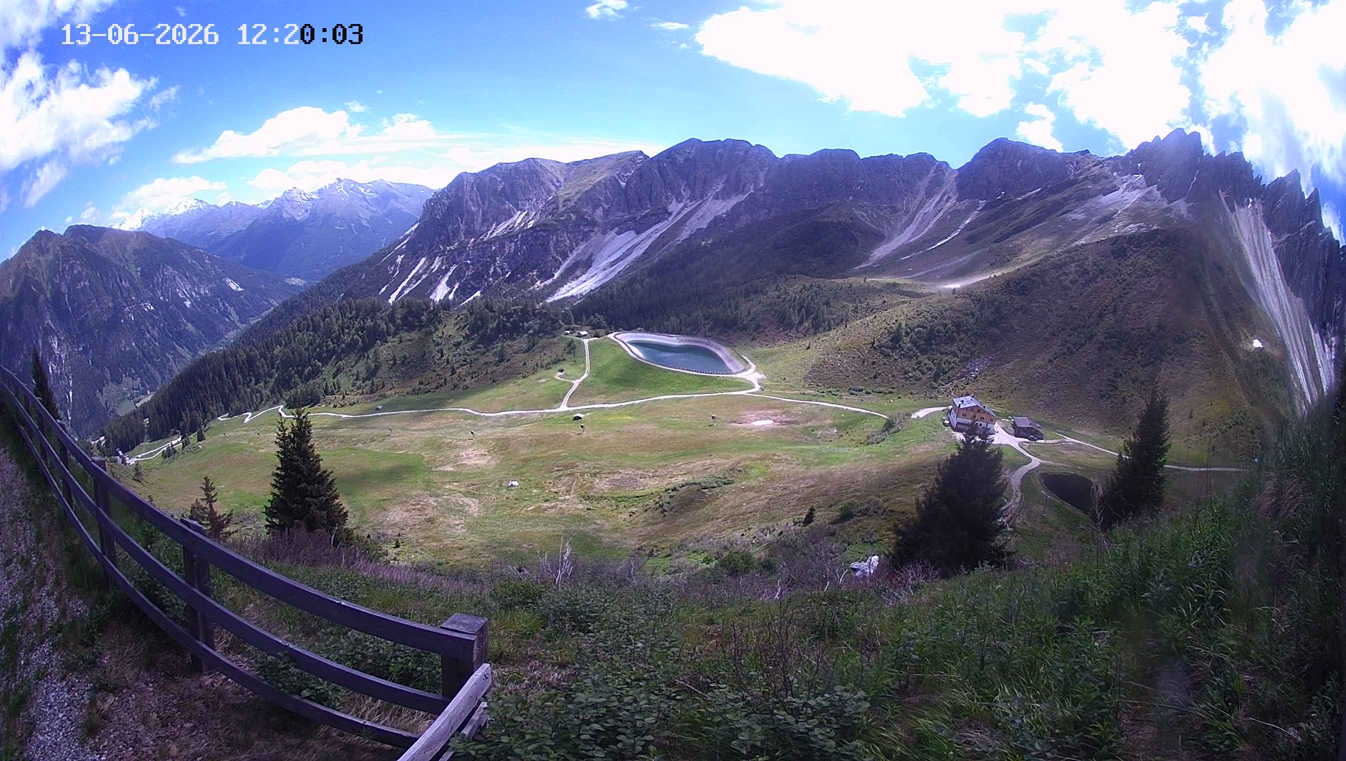 Archiv Foto Webcam Ladurns - Edelweißhütte