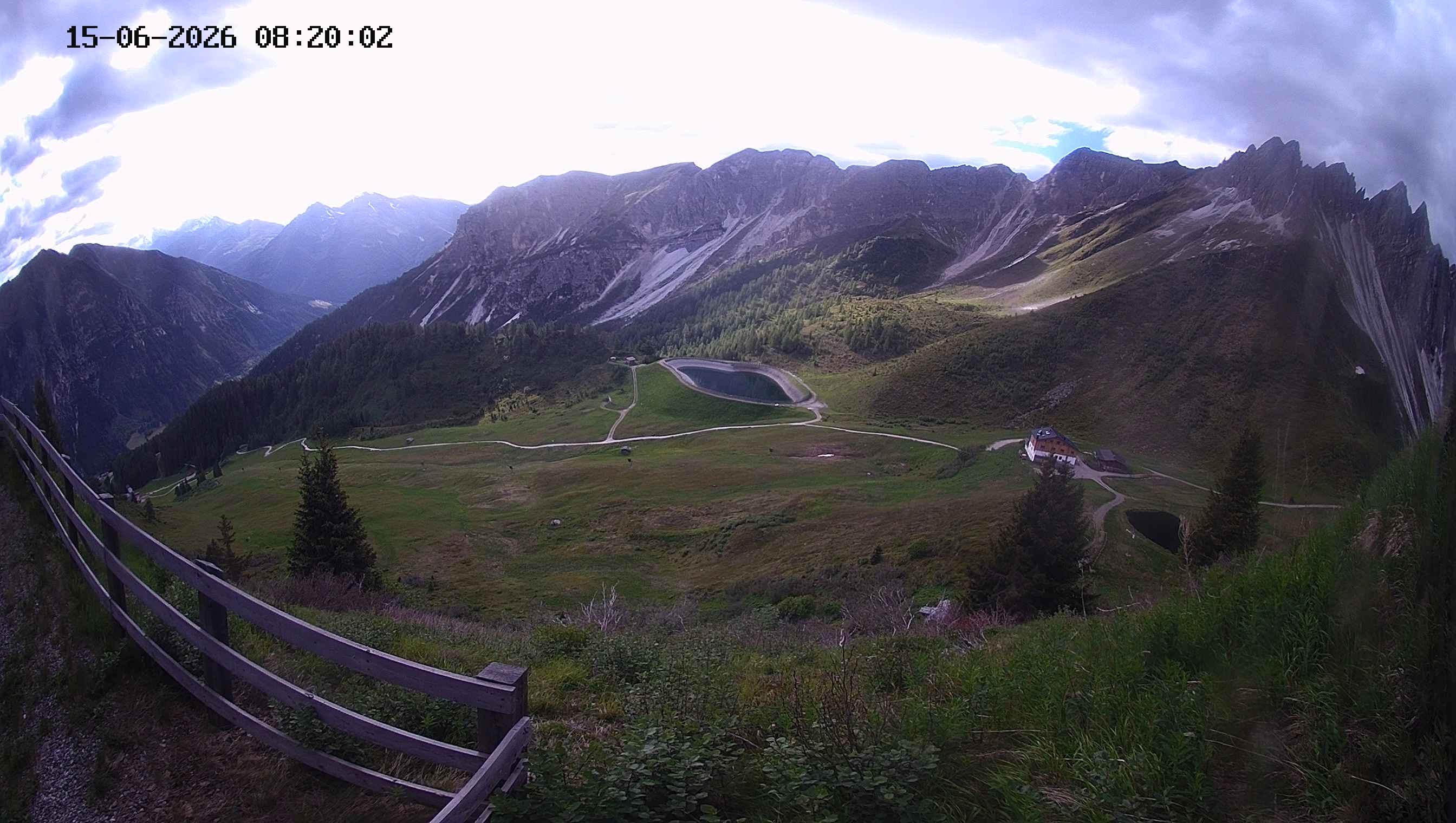 Archiv Foto Webcam Ladurns - Edelweißhütte