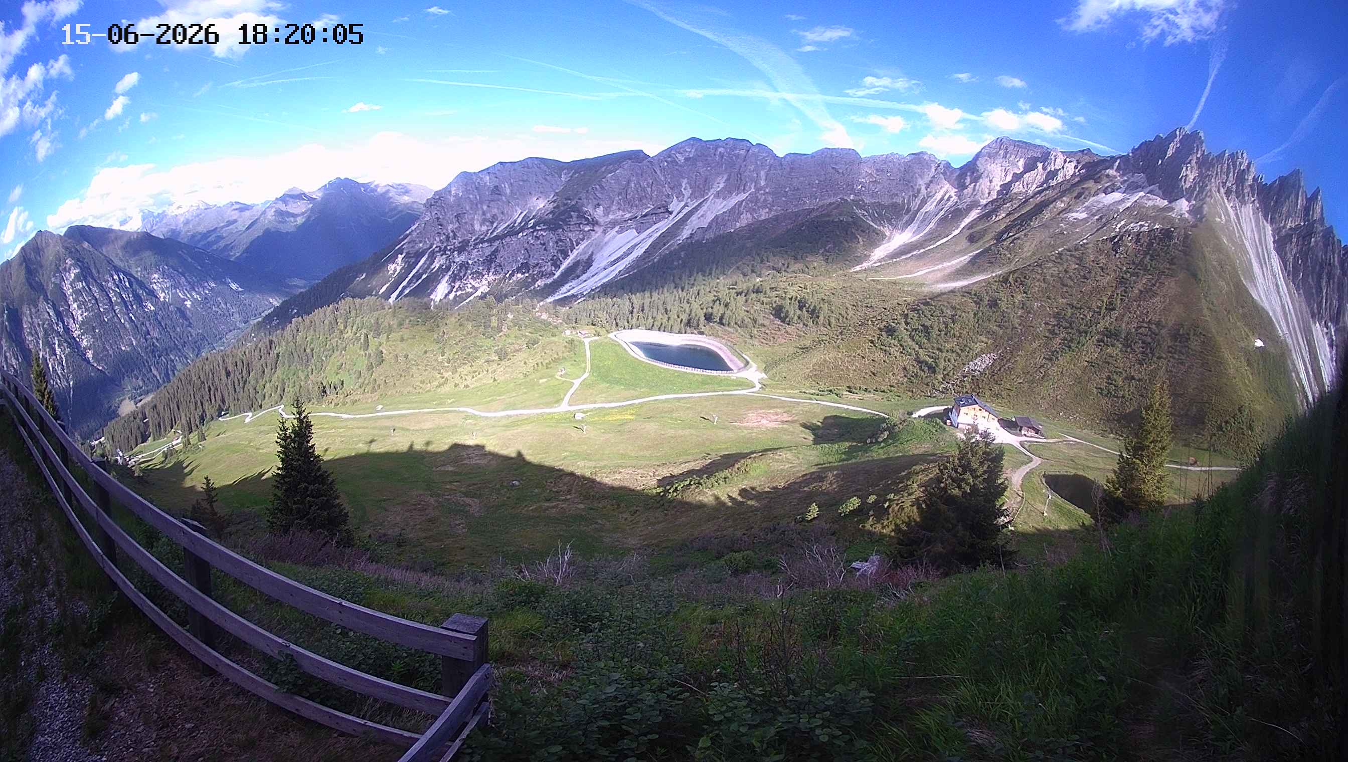 Archiv Foto Webcam Ladurns - Edelweißhütte