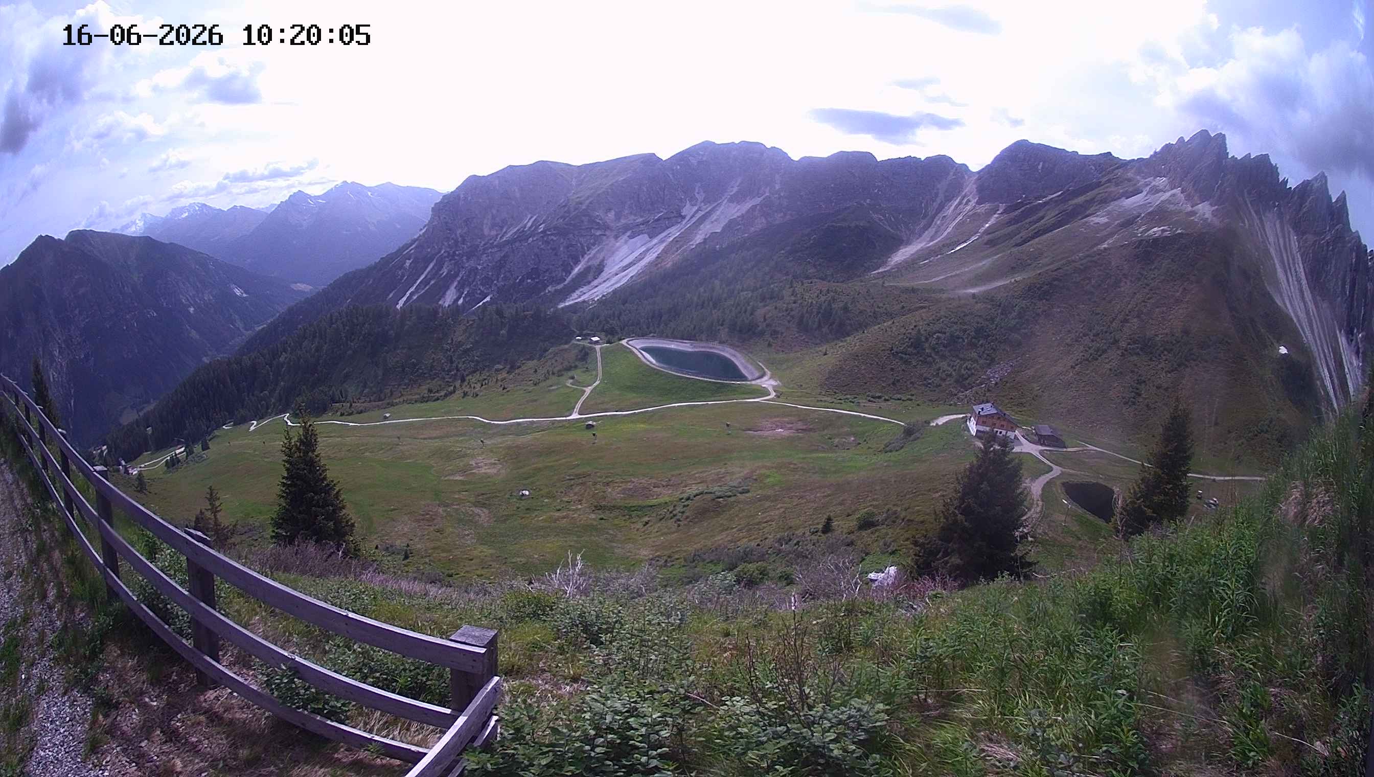 Archiv Foto Webcam Ladurns - Edelweißhütte