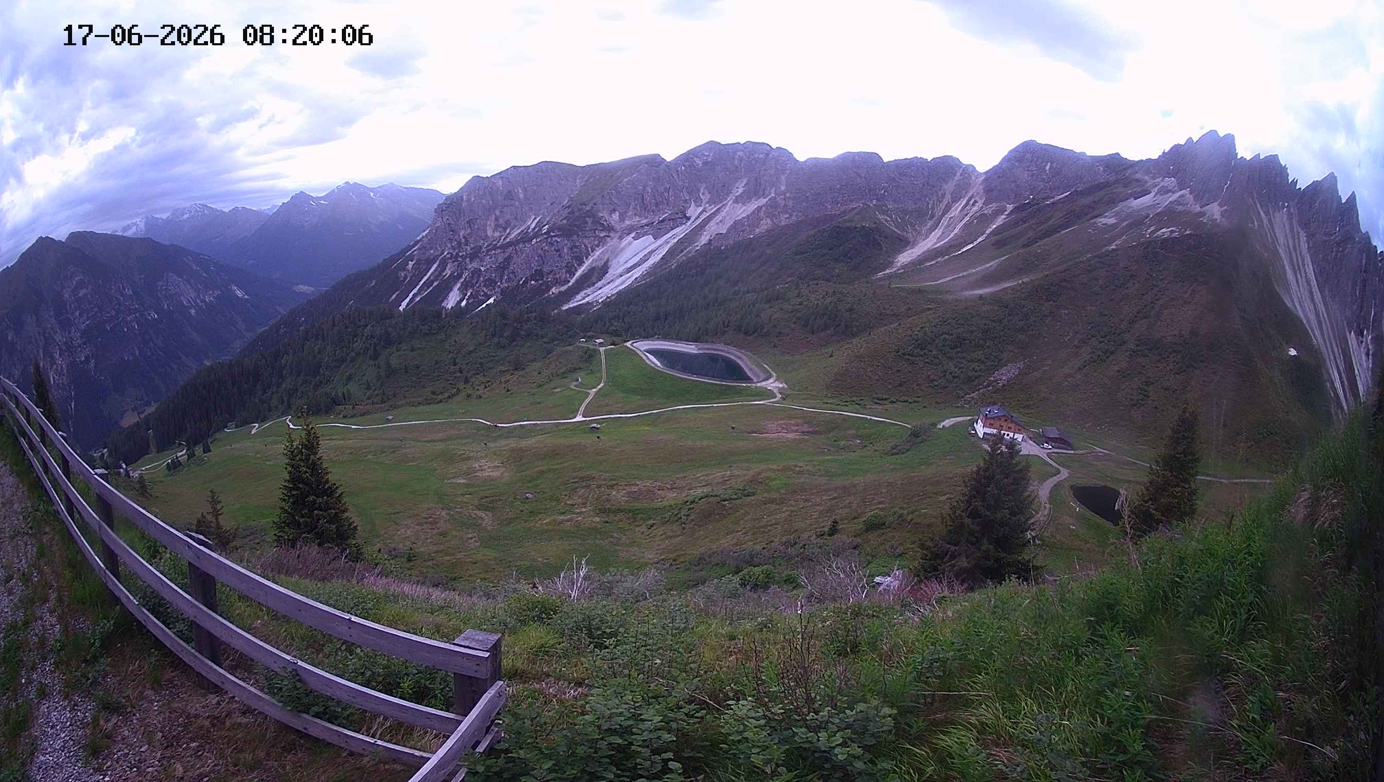 Archived image Webcam Ladurns - Malga Edelweis