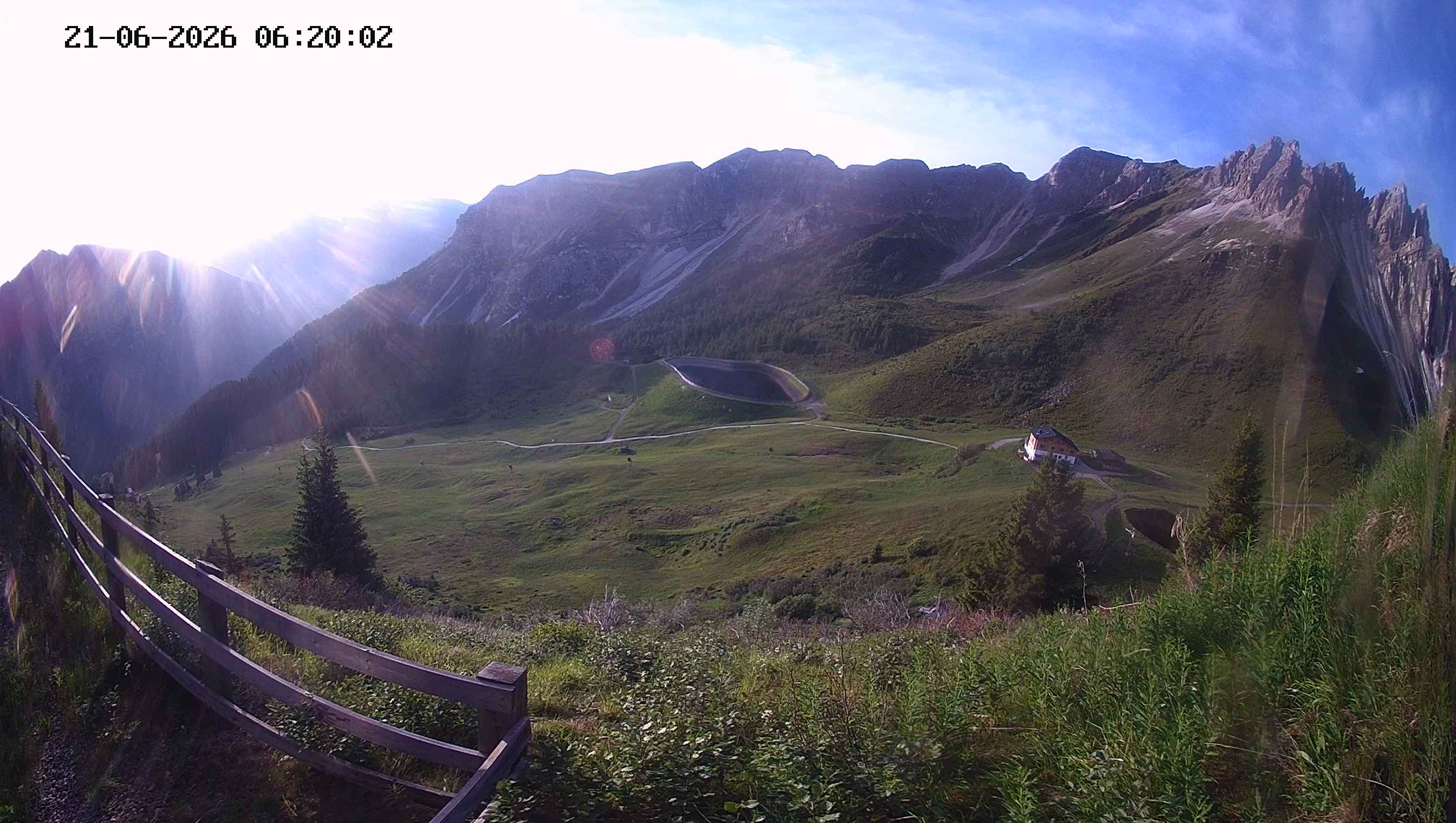 Archiv Foto Webcam Ladurns - Edelweißhütte