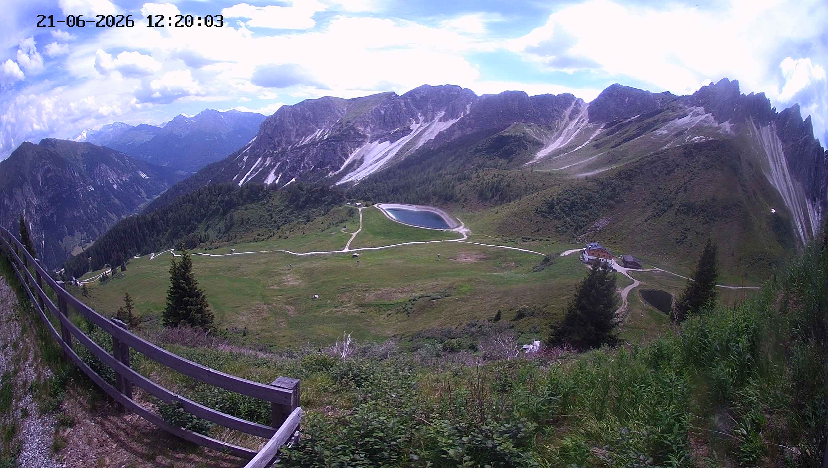 Archiv Foto Webcam Ladurns - Edelweißhütte