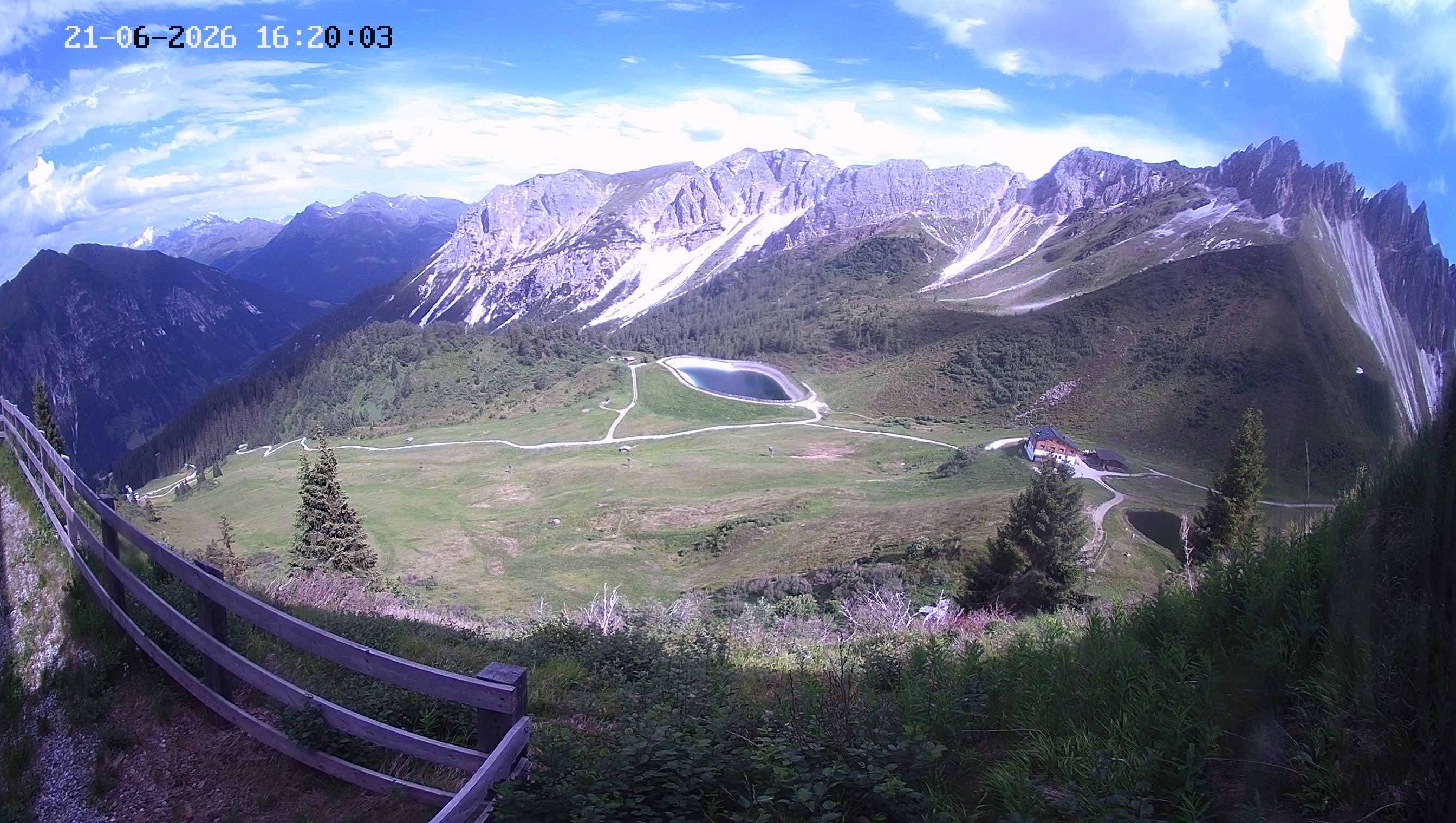 Archiv Foto Webcam Ladurns - Edelweißhütte