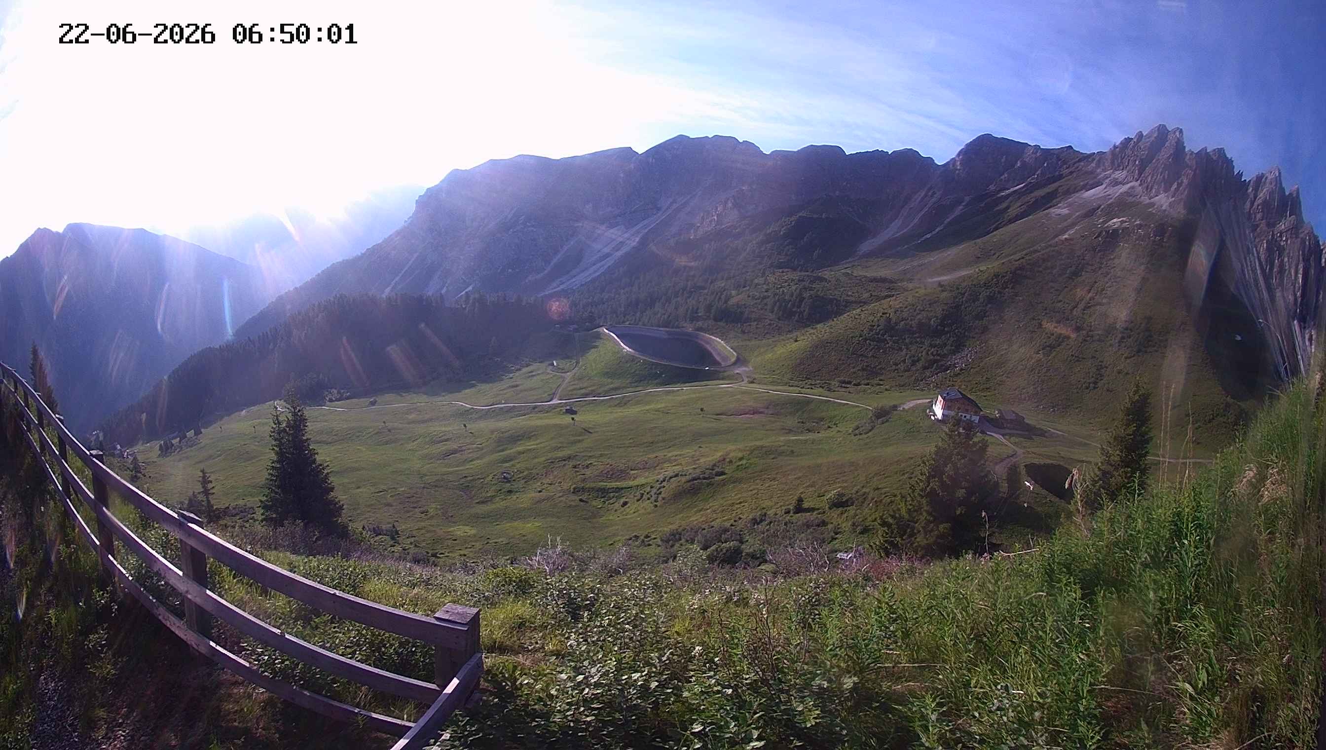 Archiv Foto Webcam Ladurns - Edelweißhütte