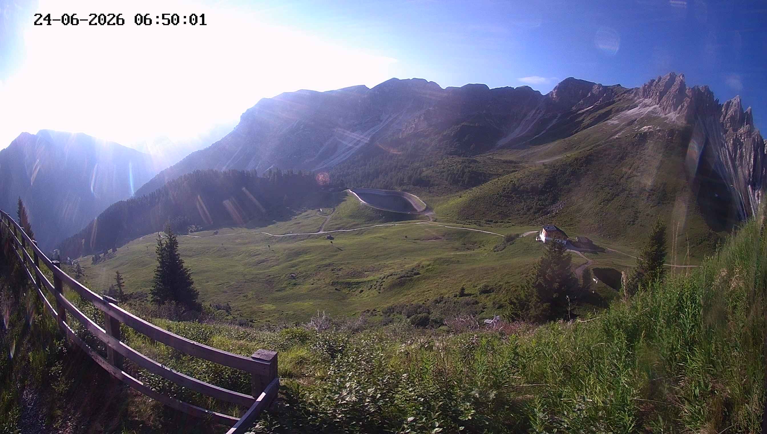 Archiv Foto Webcam Ladurns - Edelweißhütte