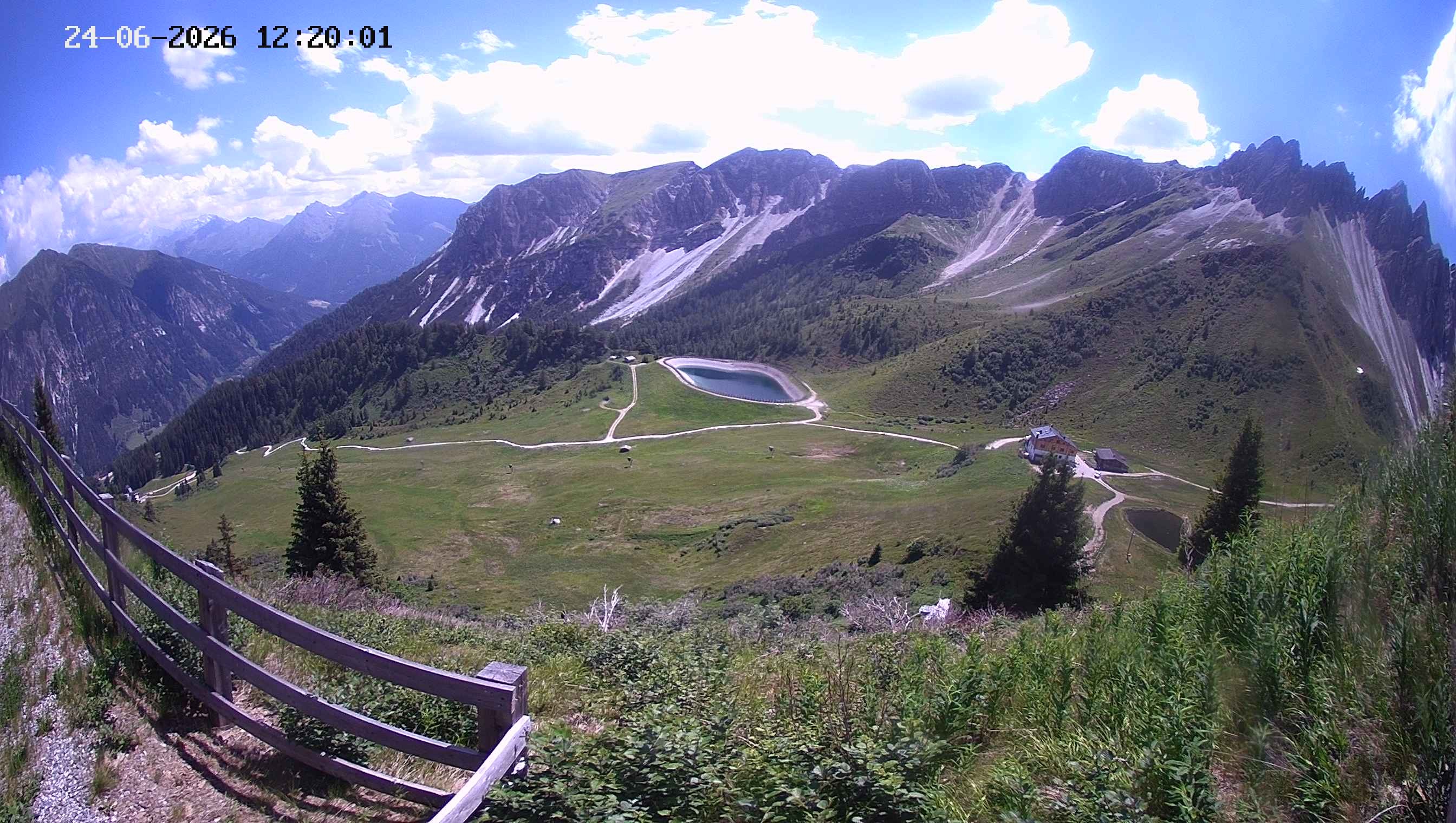 Archiv Foto Webcam Ladurns - Edelweißhütte