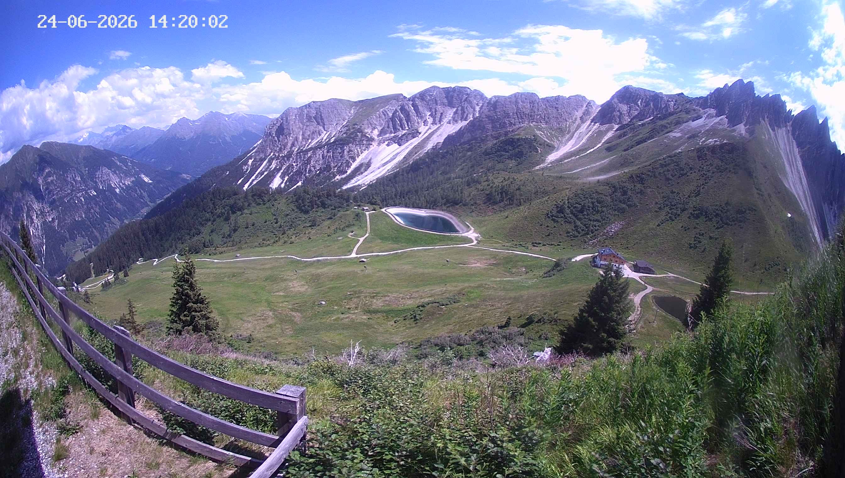 Archiv Foto Webcam Ladurns - Edelweißhütte