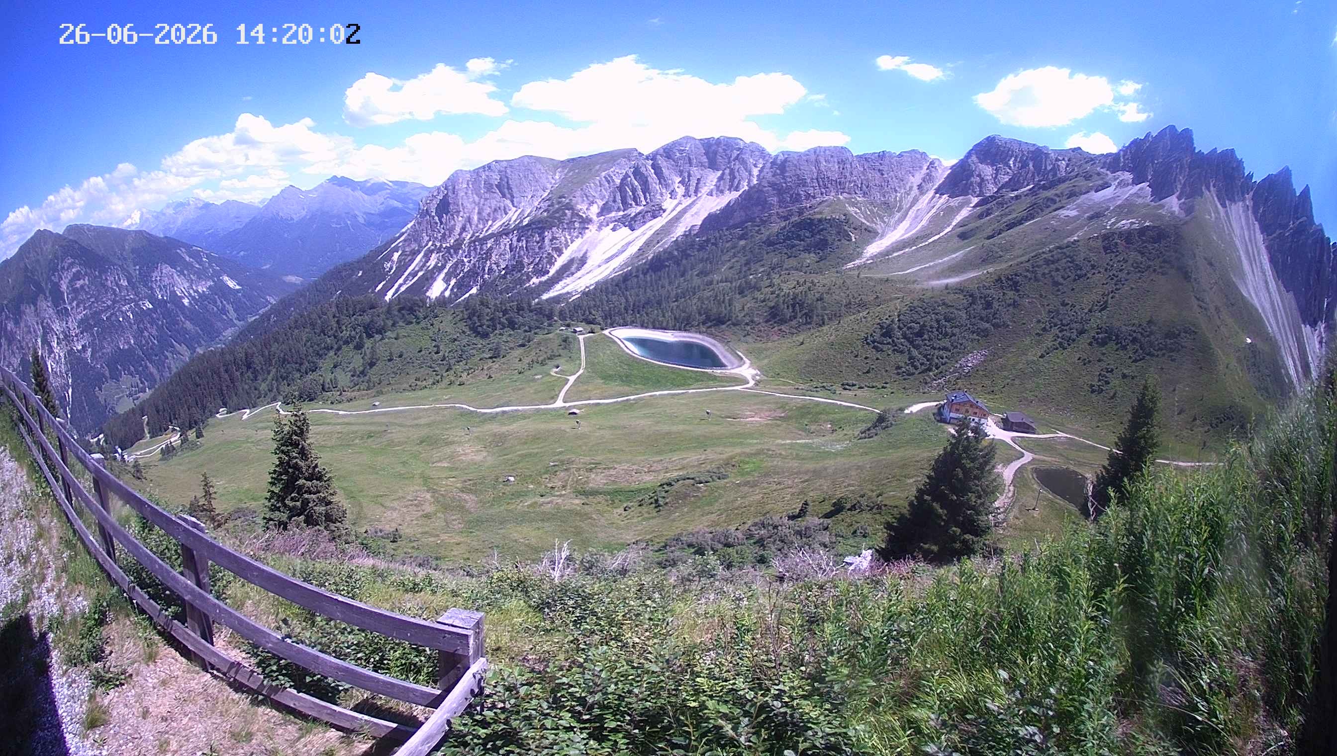 Archiv Foto Webcam Ladurns - Edelweißhütte