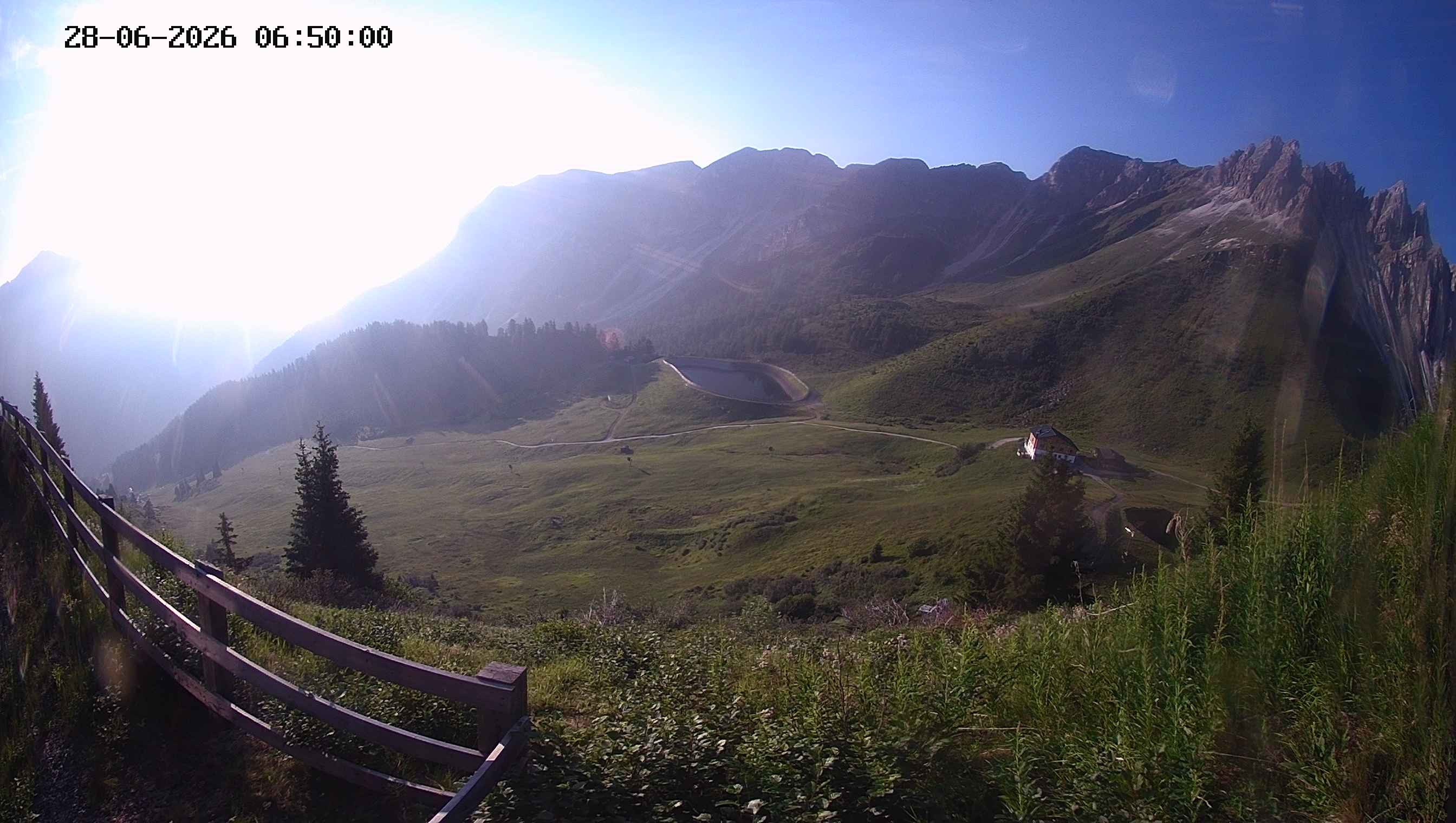 Archiv Foto Webcam Ladurns - Edelweißhütte