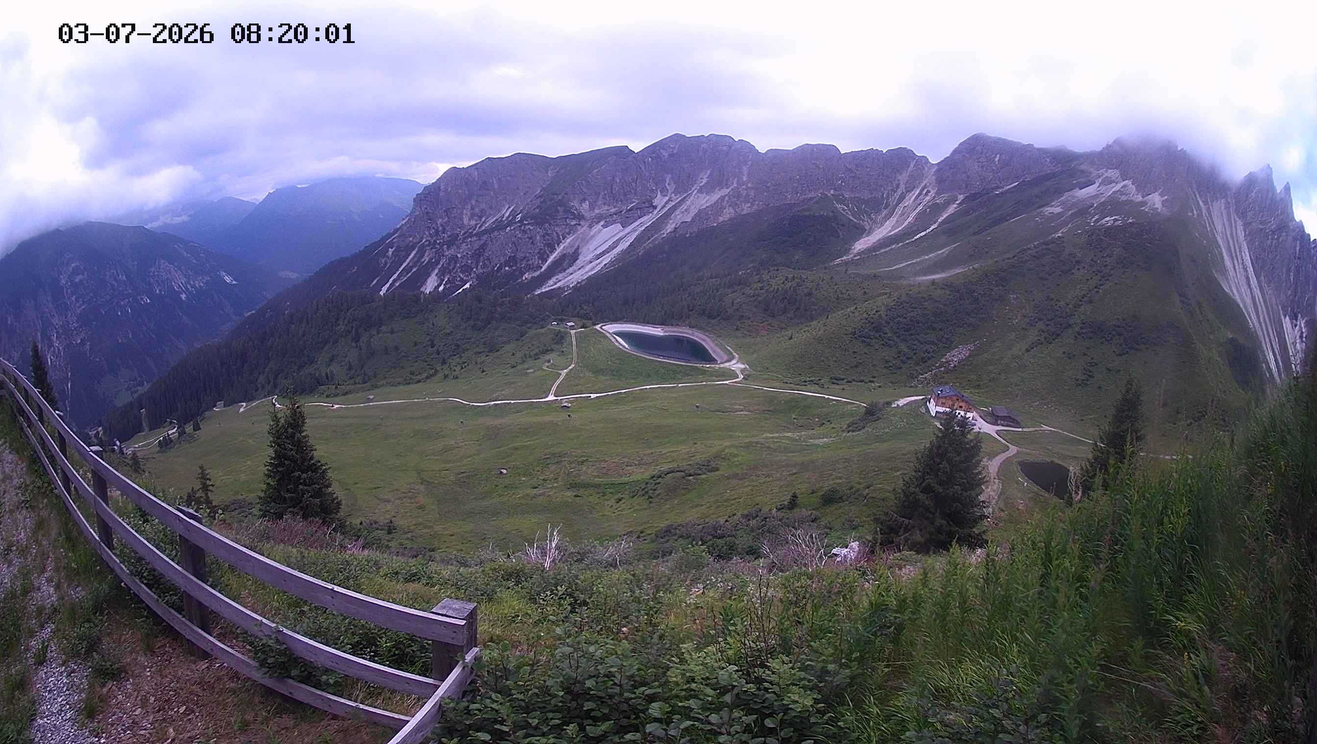 Archived image Webcam Ladurns - Malga Edelweis