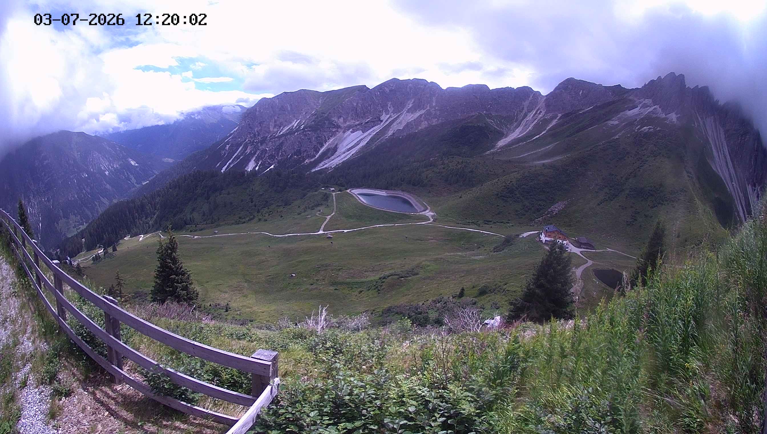 Archived image Webcam Ladurns - Malga Edelweis