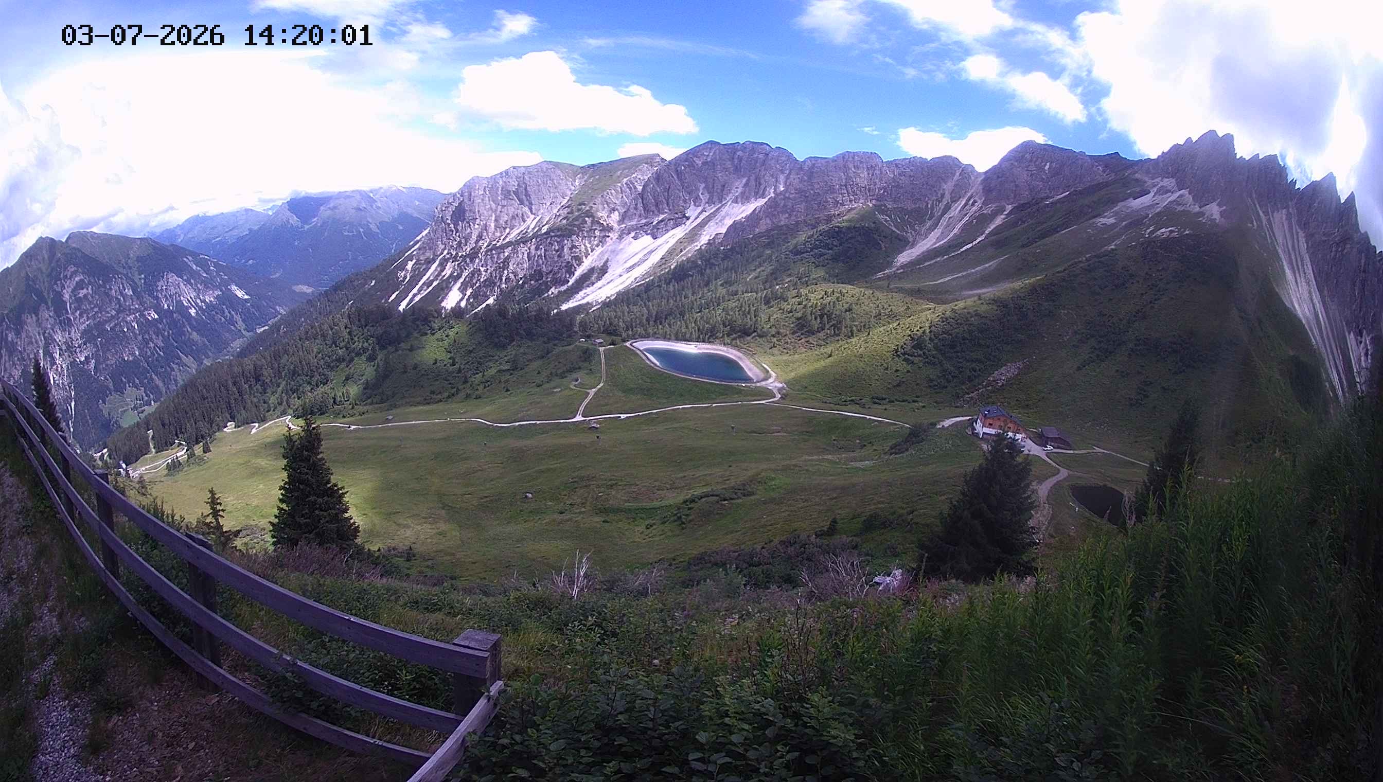 Archived image Webcam Ladurns - Malga Edelweis