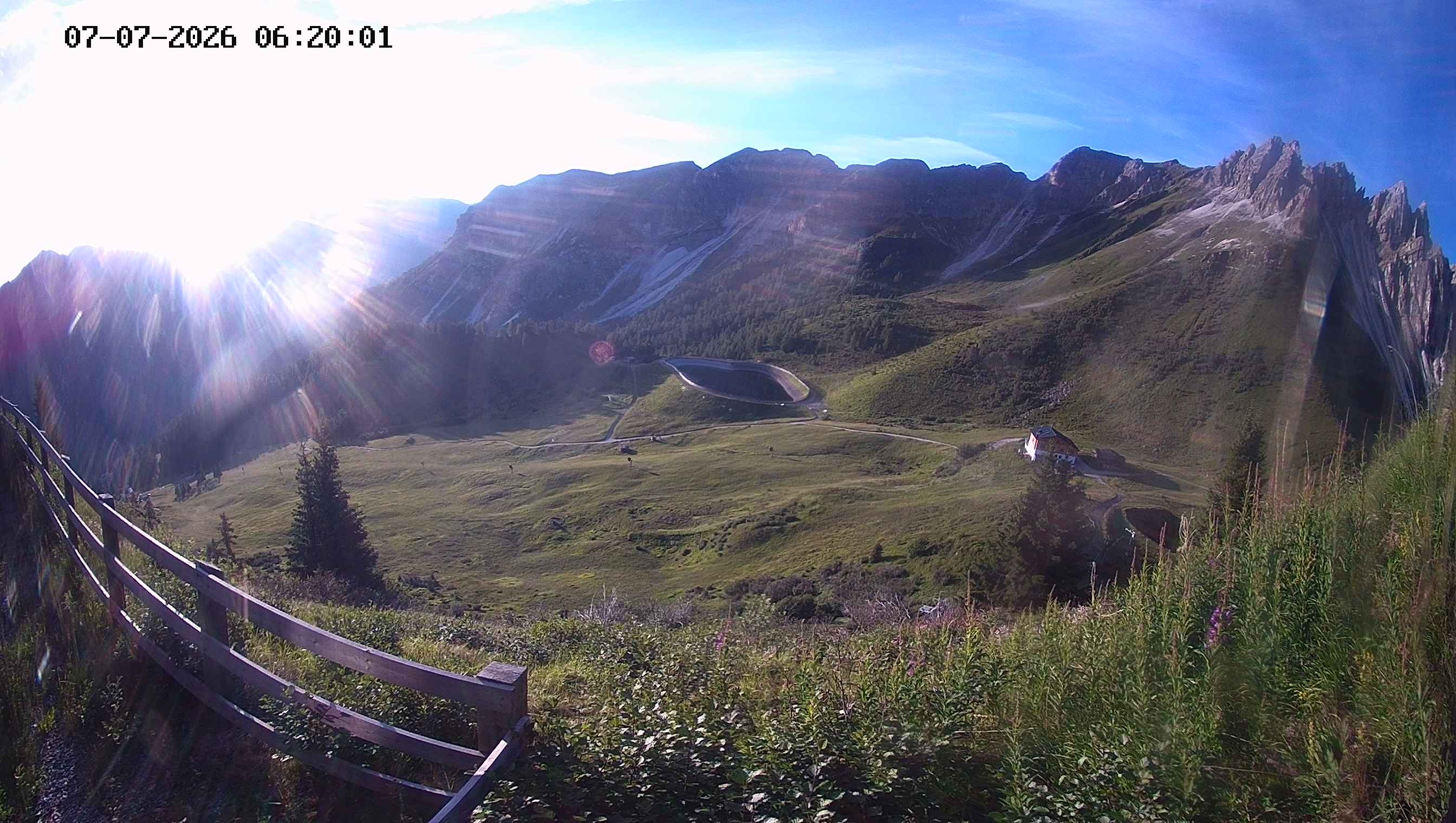 Archived image Webcam Ladurns - Malga Edelweis