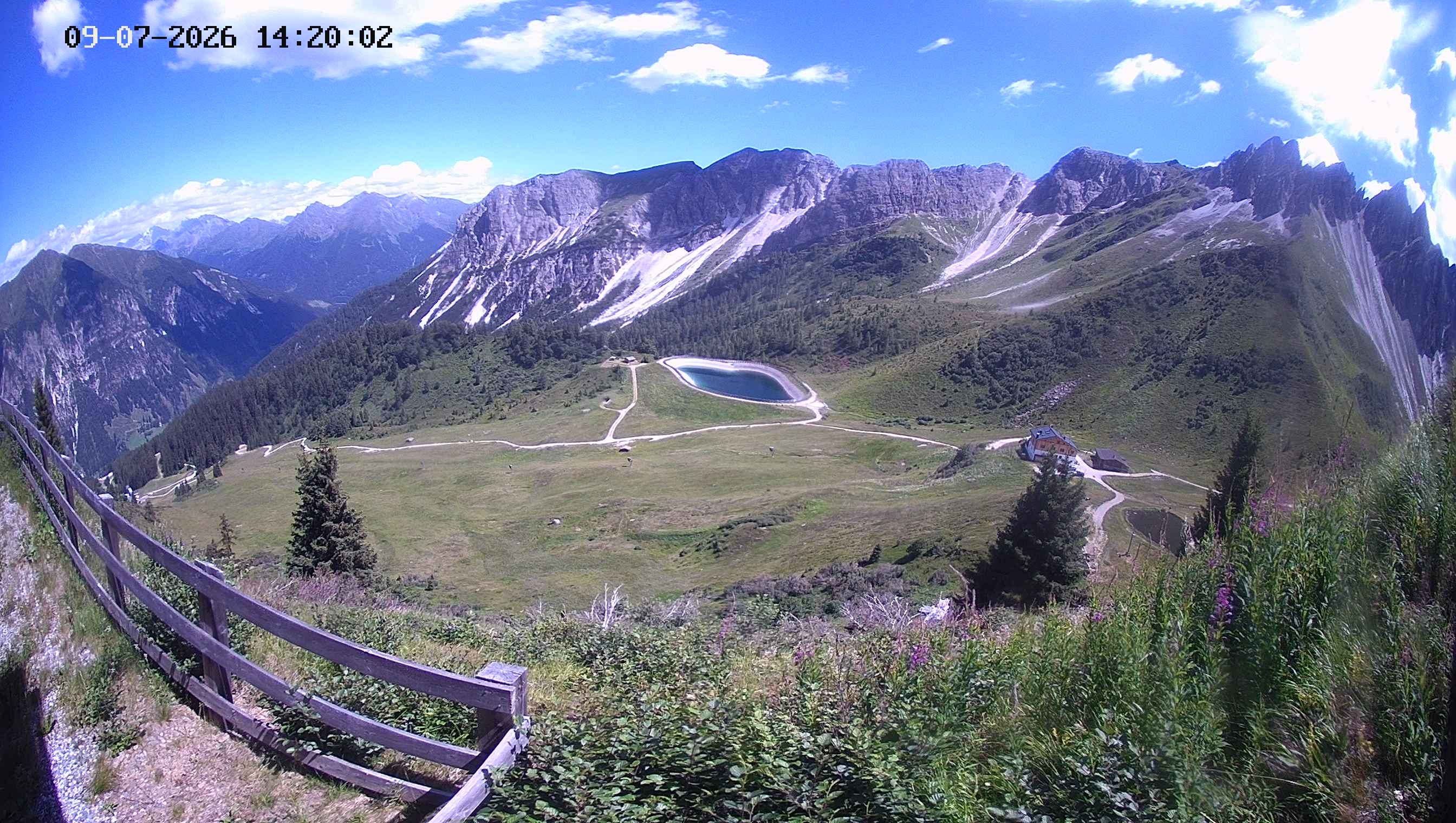 Archiv Foto Webcam Ladurns - Edelweißhütte
