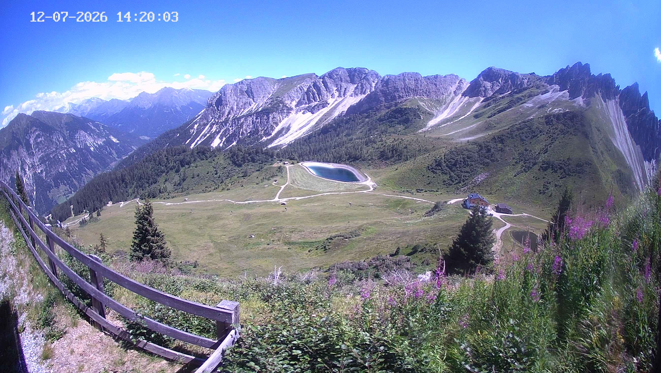 Archived image Webcam Ladurns - Malga Edelweis