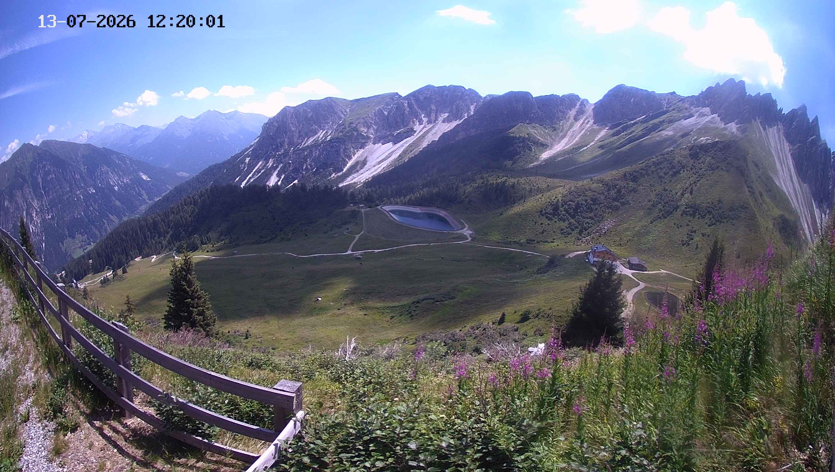 Archived image Webcam Ladurns - Malga Edelweis