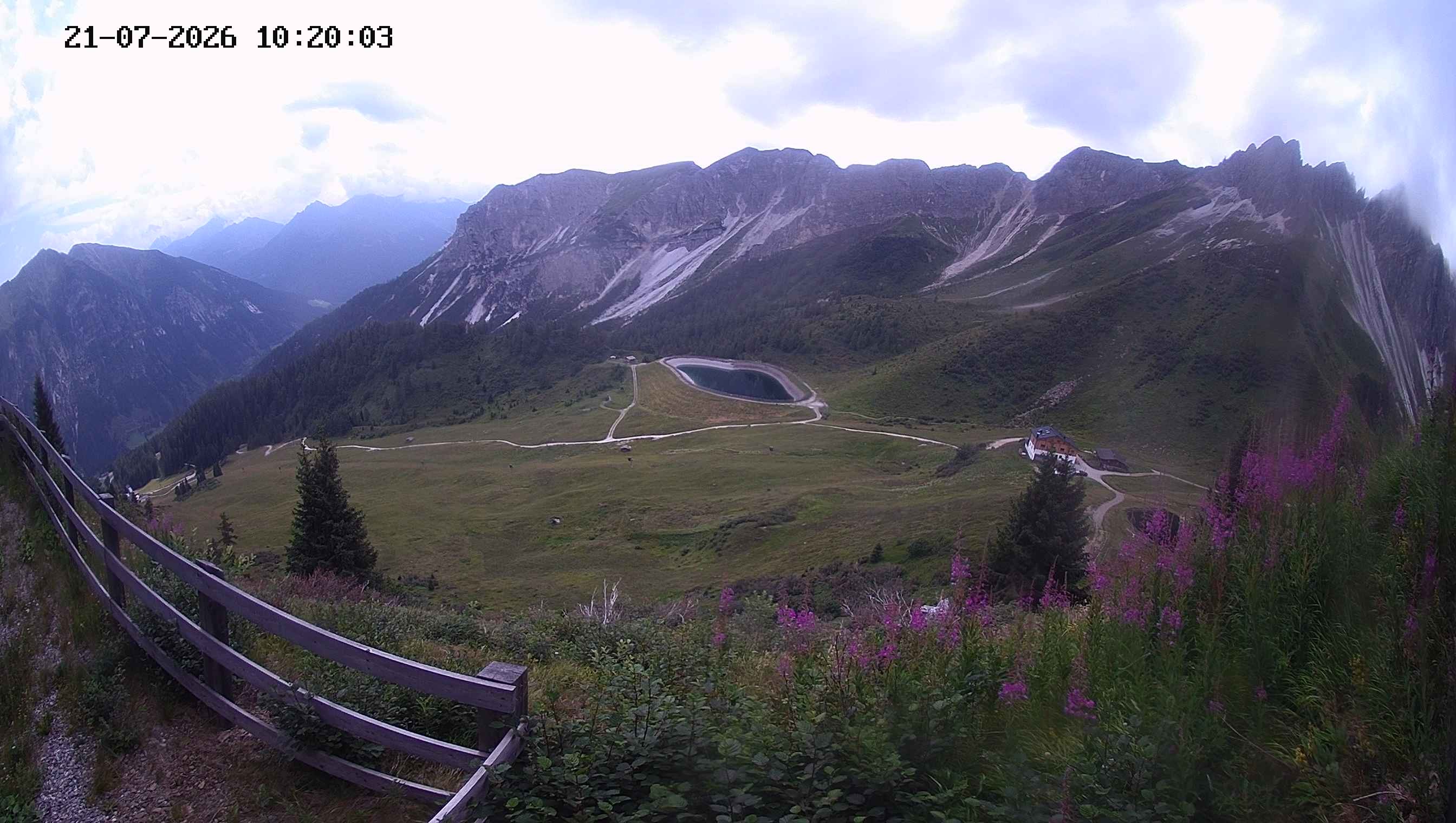 Archiv Foto Webcam Ladurns - Edelweißhütte