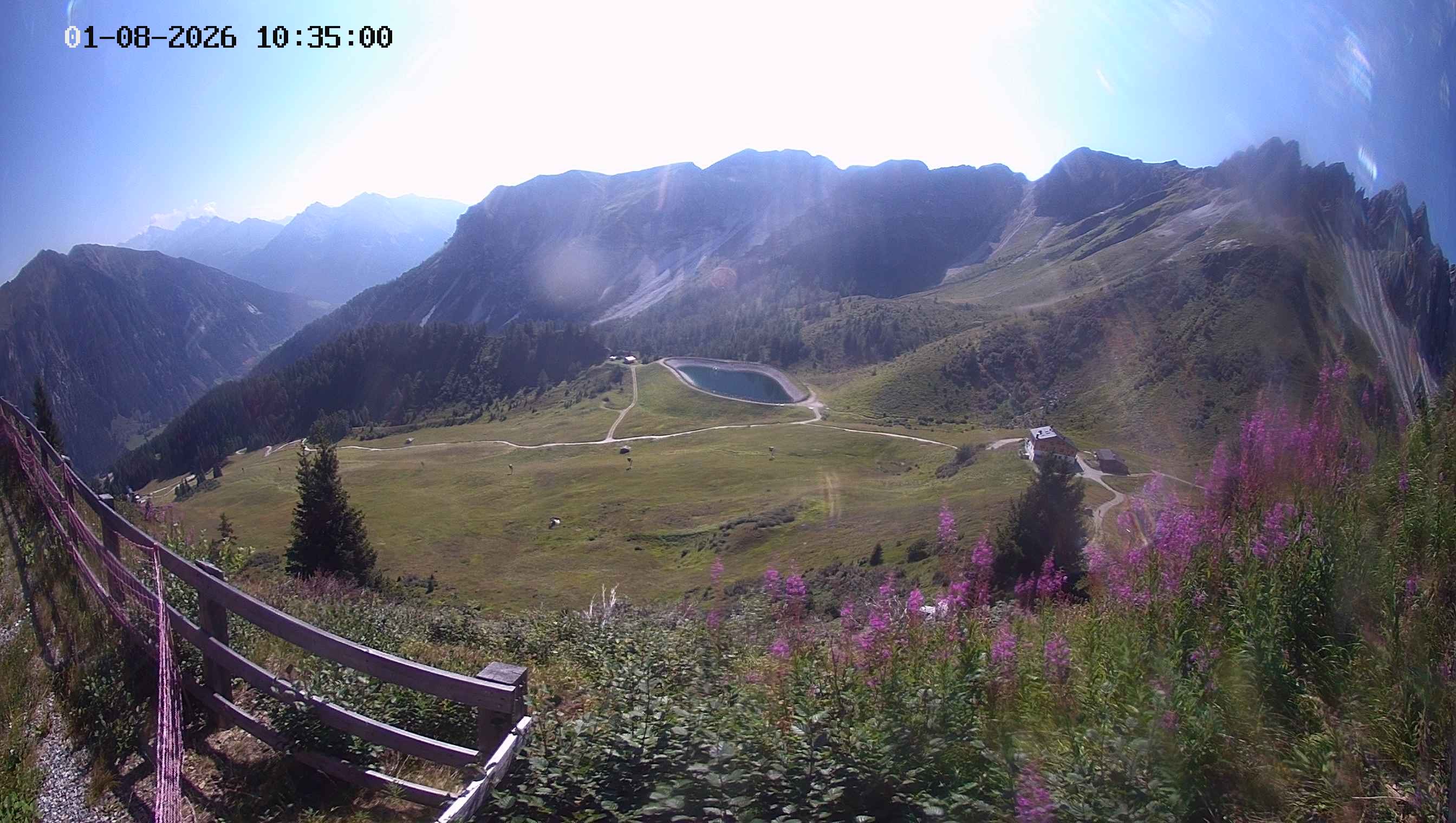 Archiv Foto Webcam Ladurns - Edelweißhütte