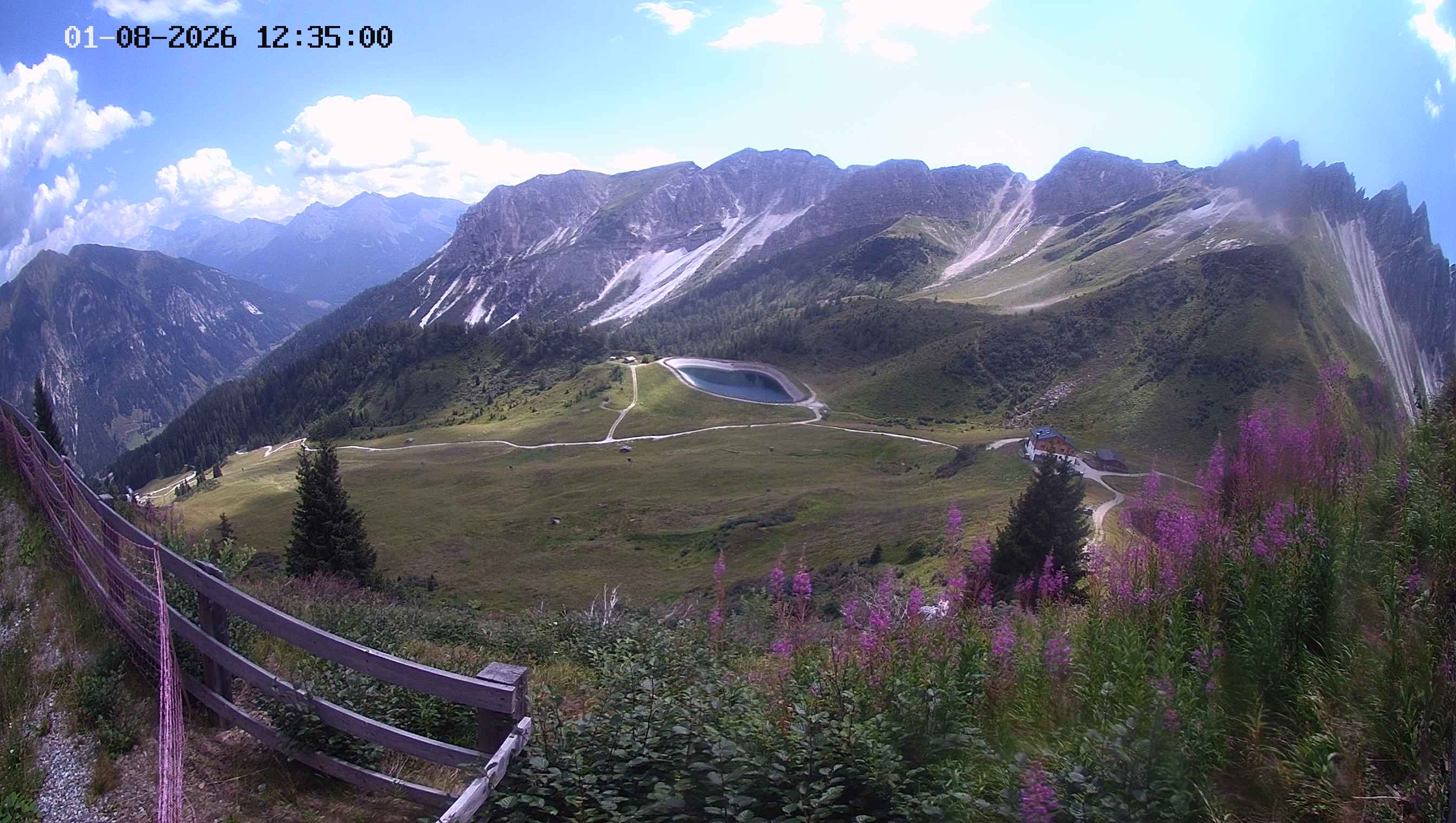 Archiv Foto Webcam Ladurns - Edelweißhütte