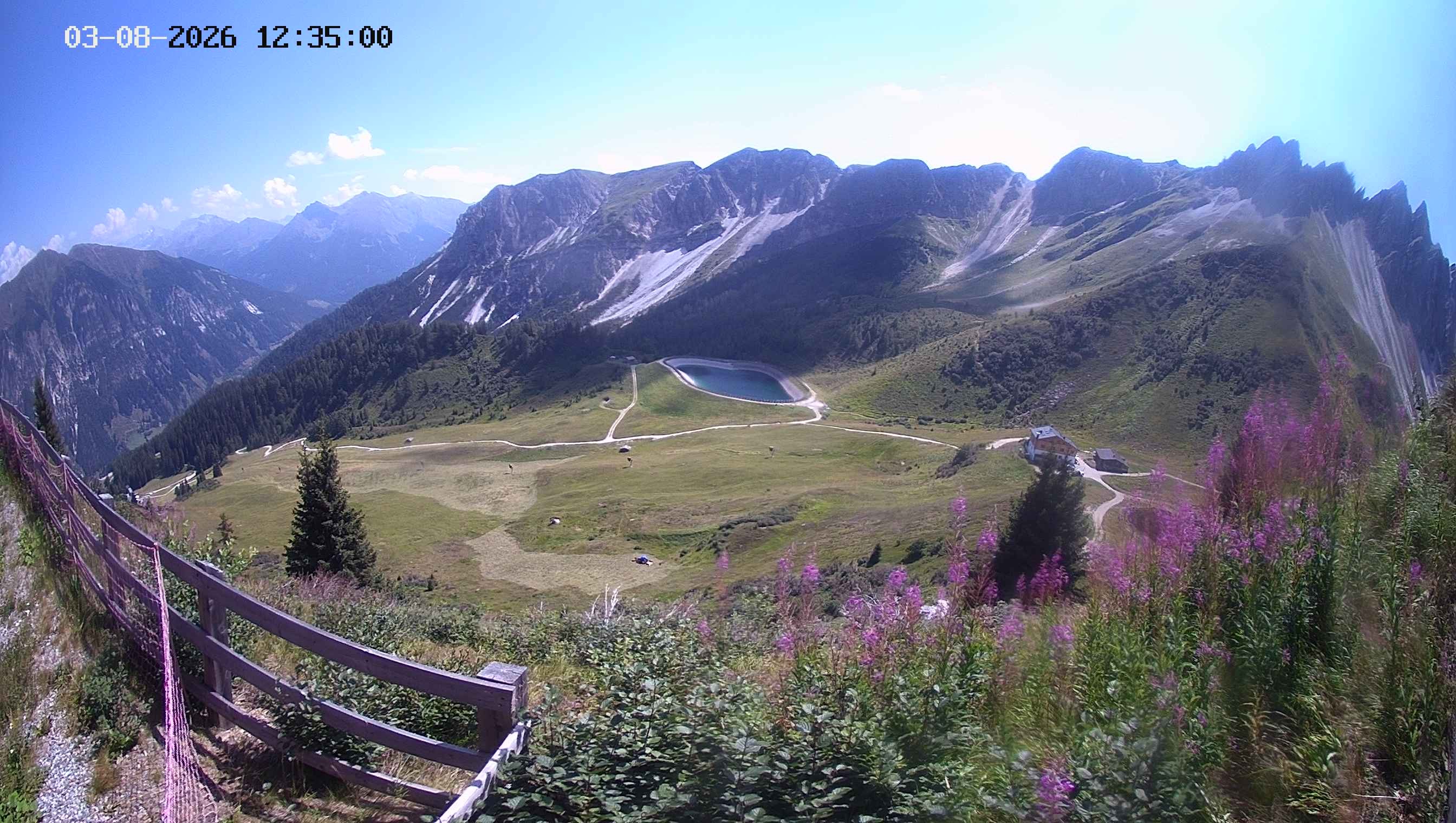Archived image Webcam Ladurns - Malga Edelweis