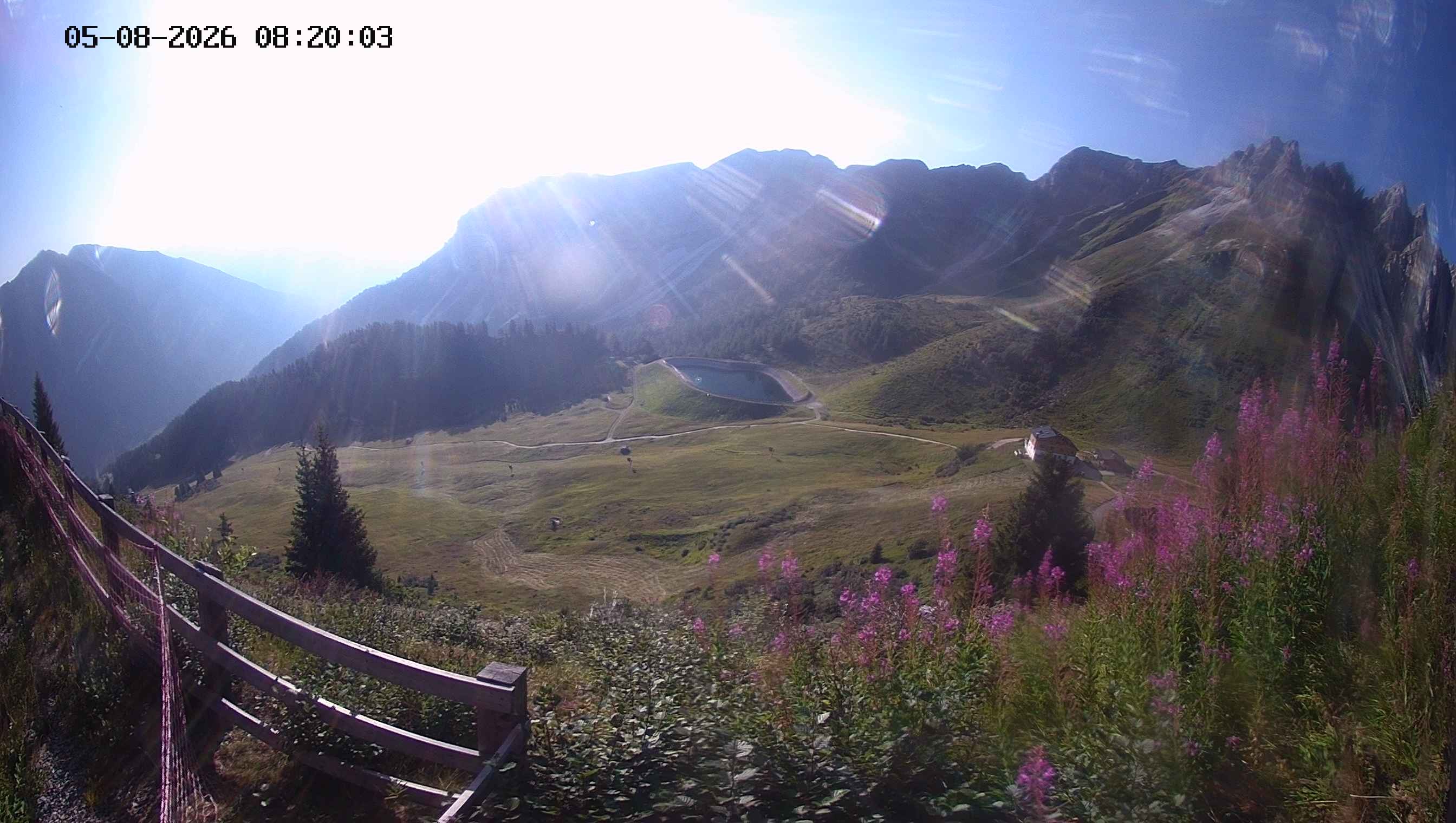 Archiv Foto Webcam Ladurns - Edelweißhütte