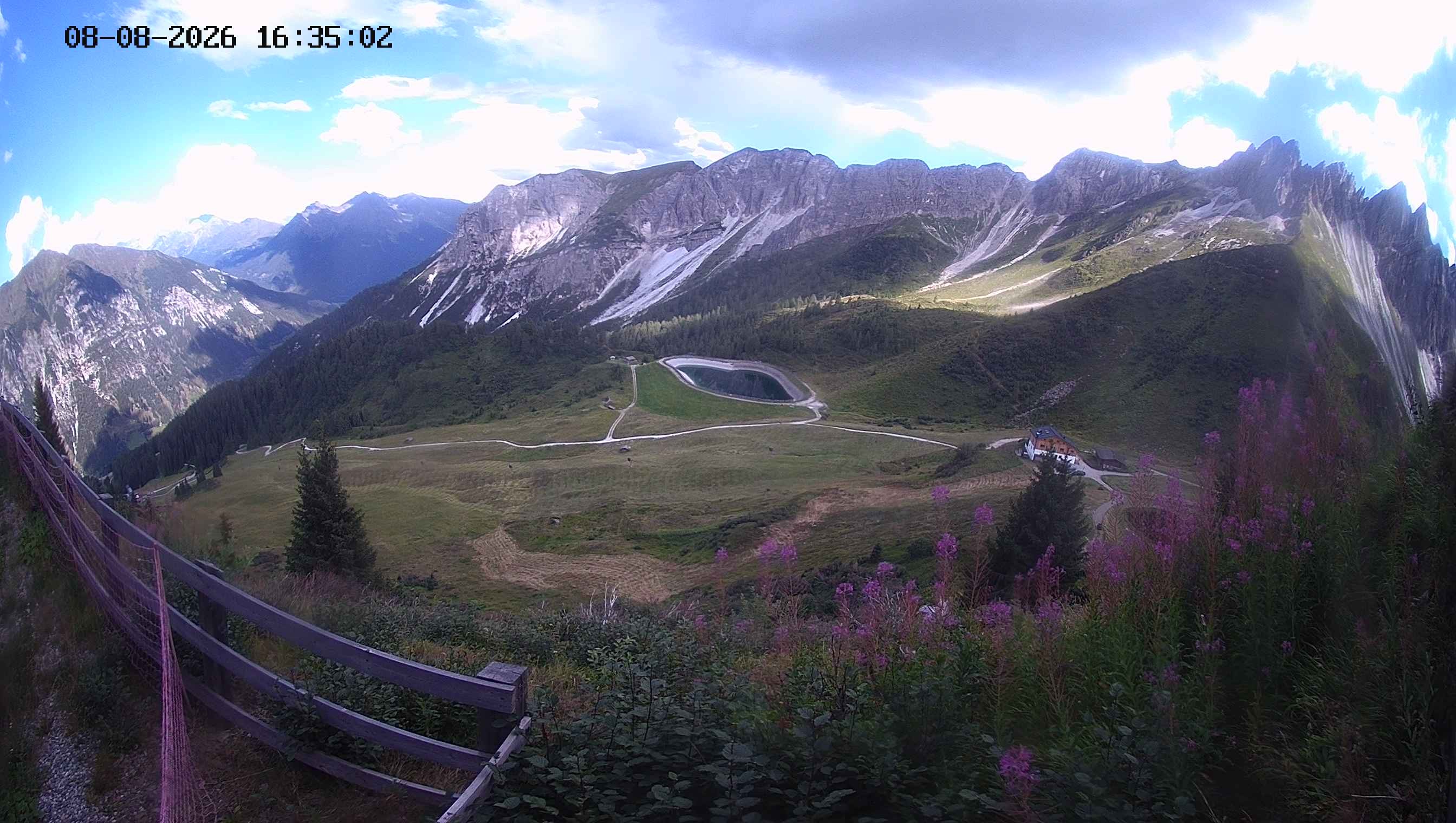 Archiv Foto Webcam Ladurns - Edelweißhütte