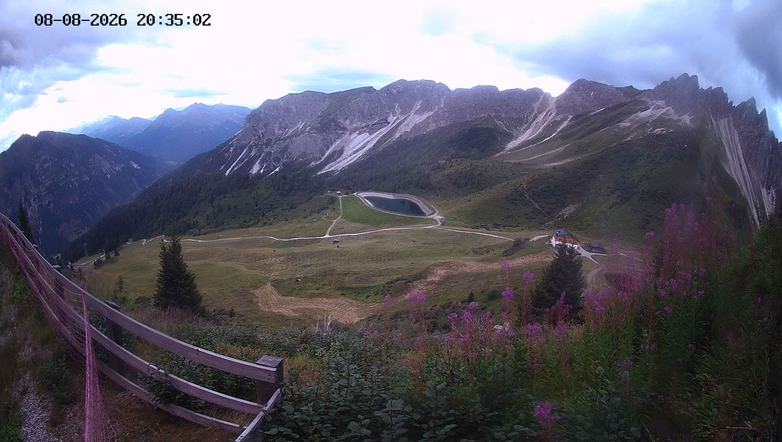 Archiv Foto Webcam Ladurns - Edelweißhütte