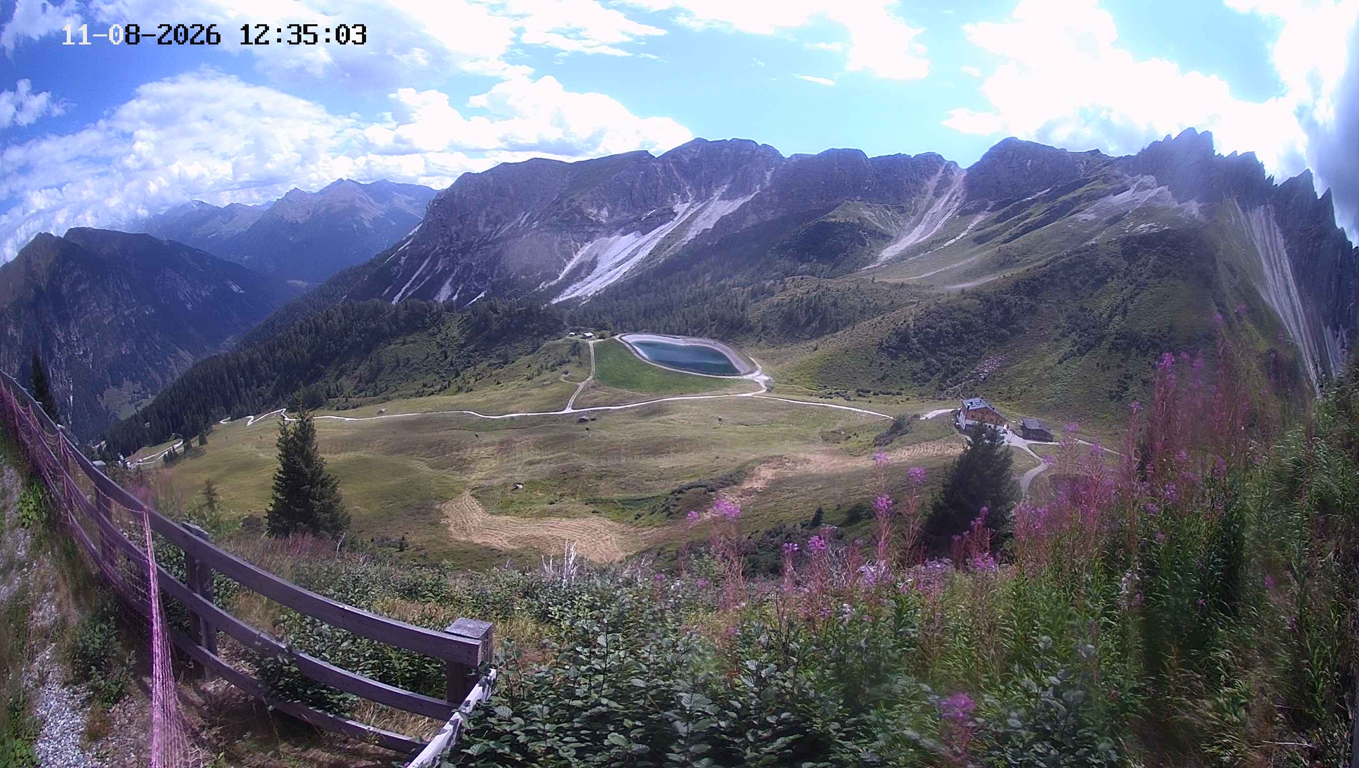 Archiv Foto Webcam Ladurns - Edelweißhütte