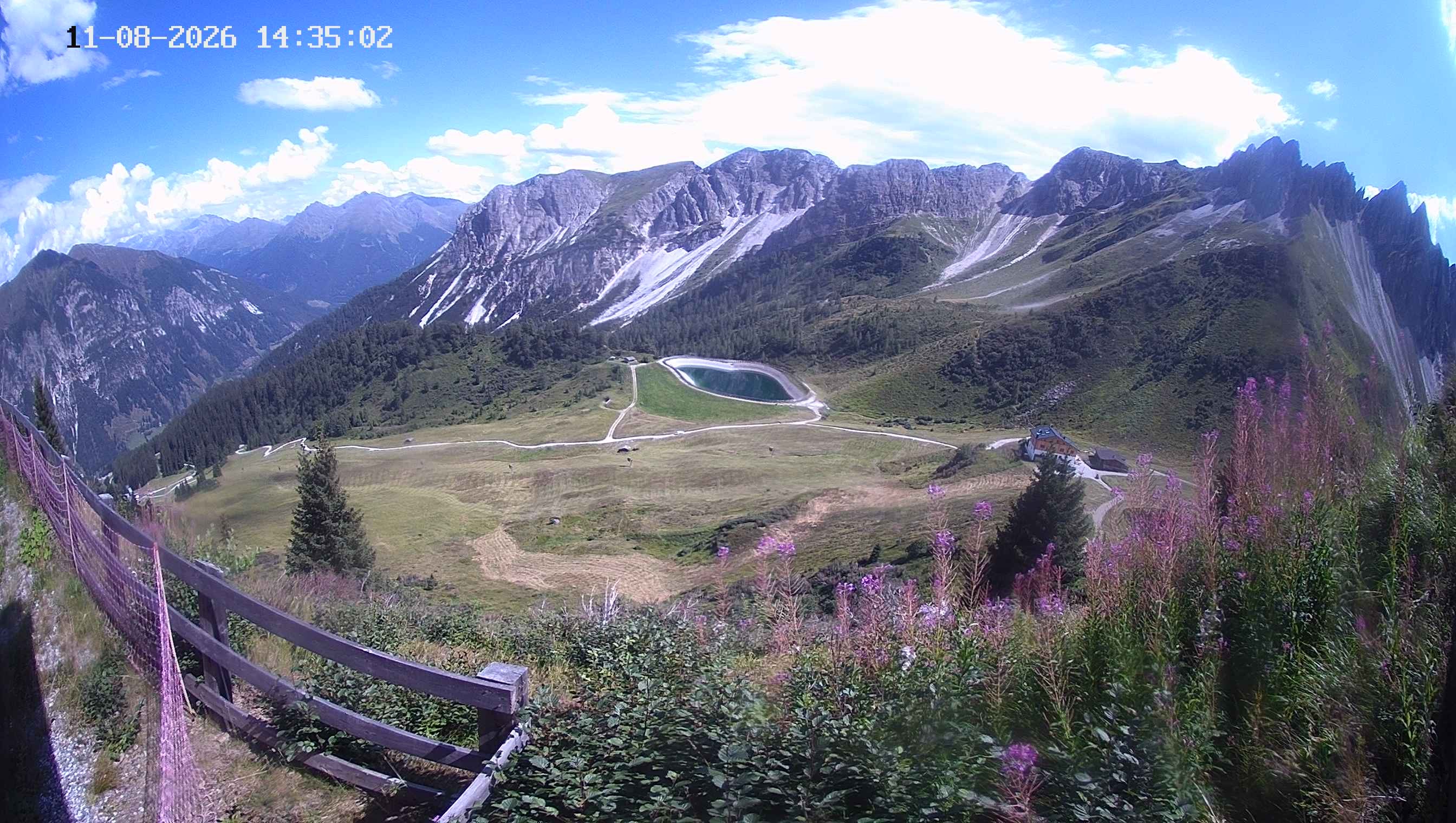 Archiv Foto Webcam Ladurns - Edelweißhütte