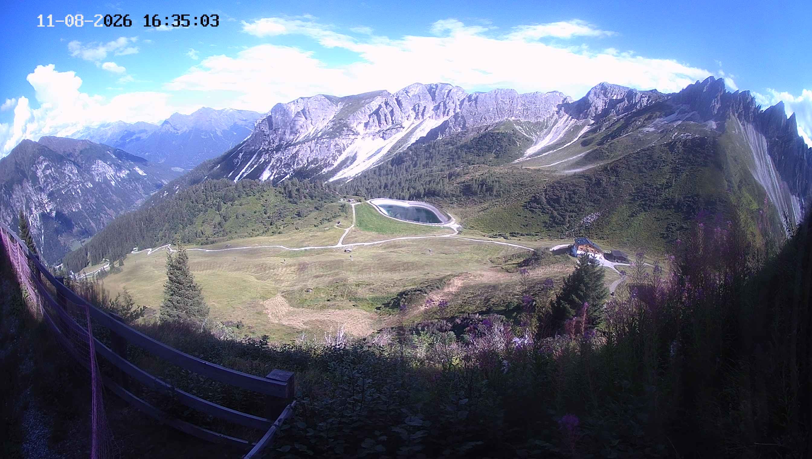 Archiv Foto Webcam Ladurns - Edelweißhütte