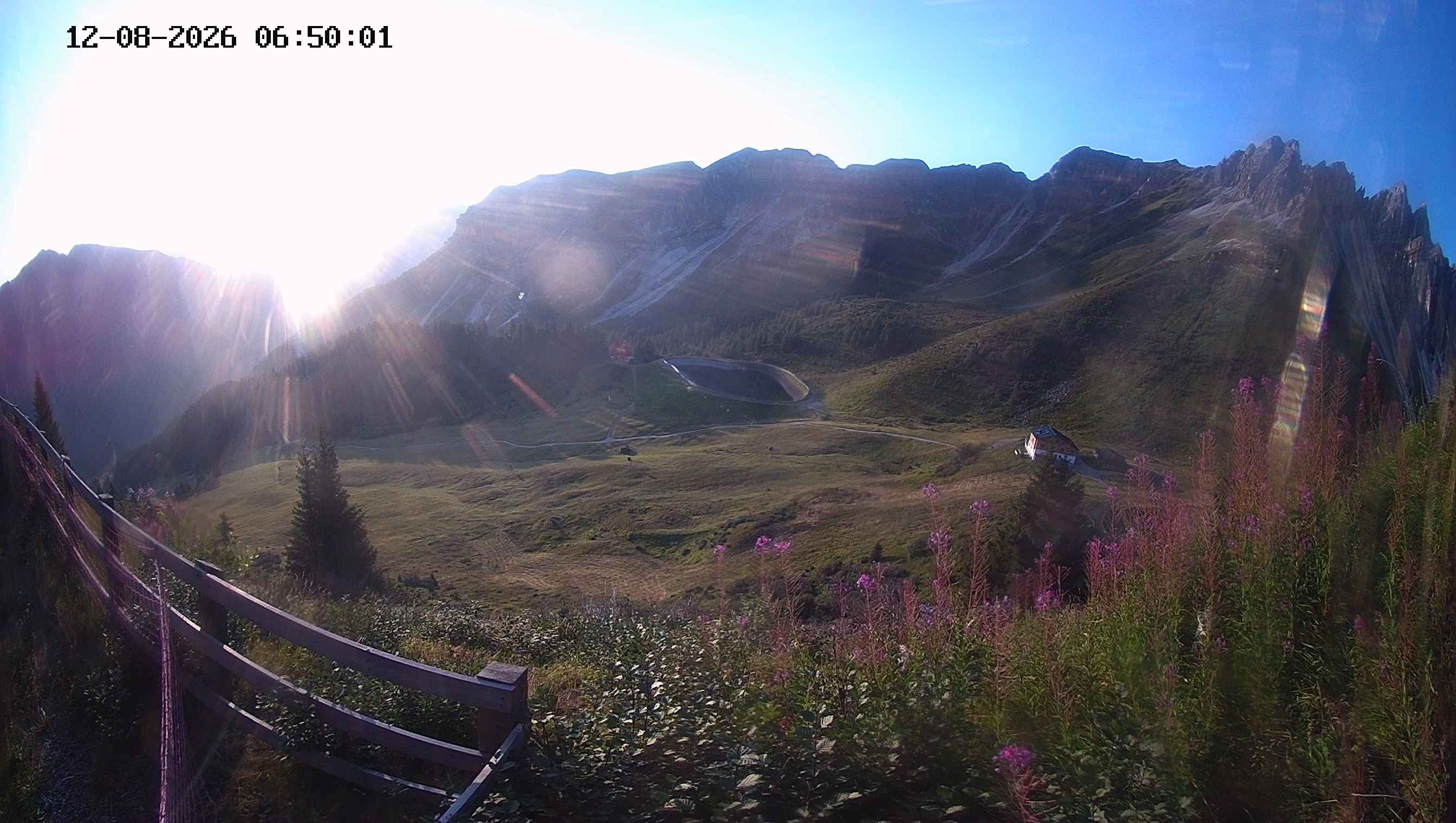 Archiv Foto Webcam Ladurns - Edelweißhütte