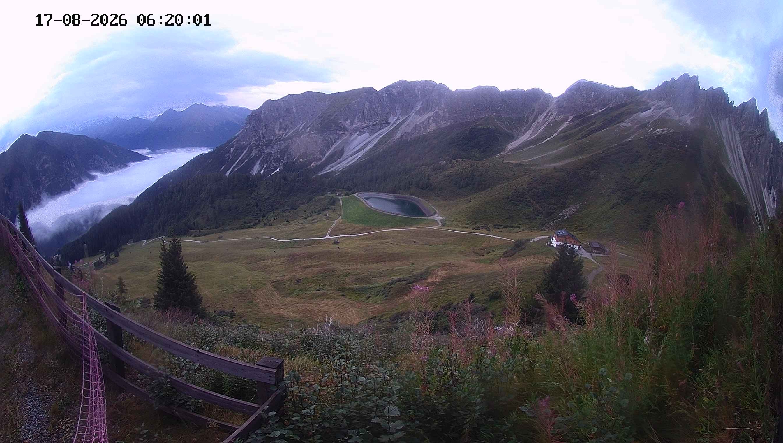 Archiv Foto Webcam Ladurns - Edelweißhütte