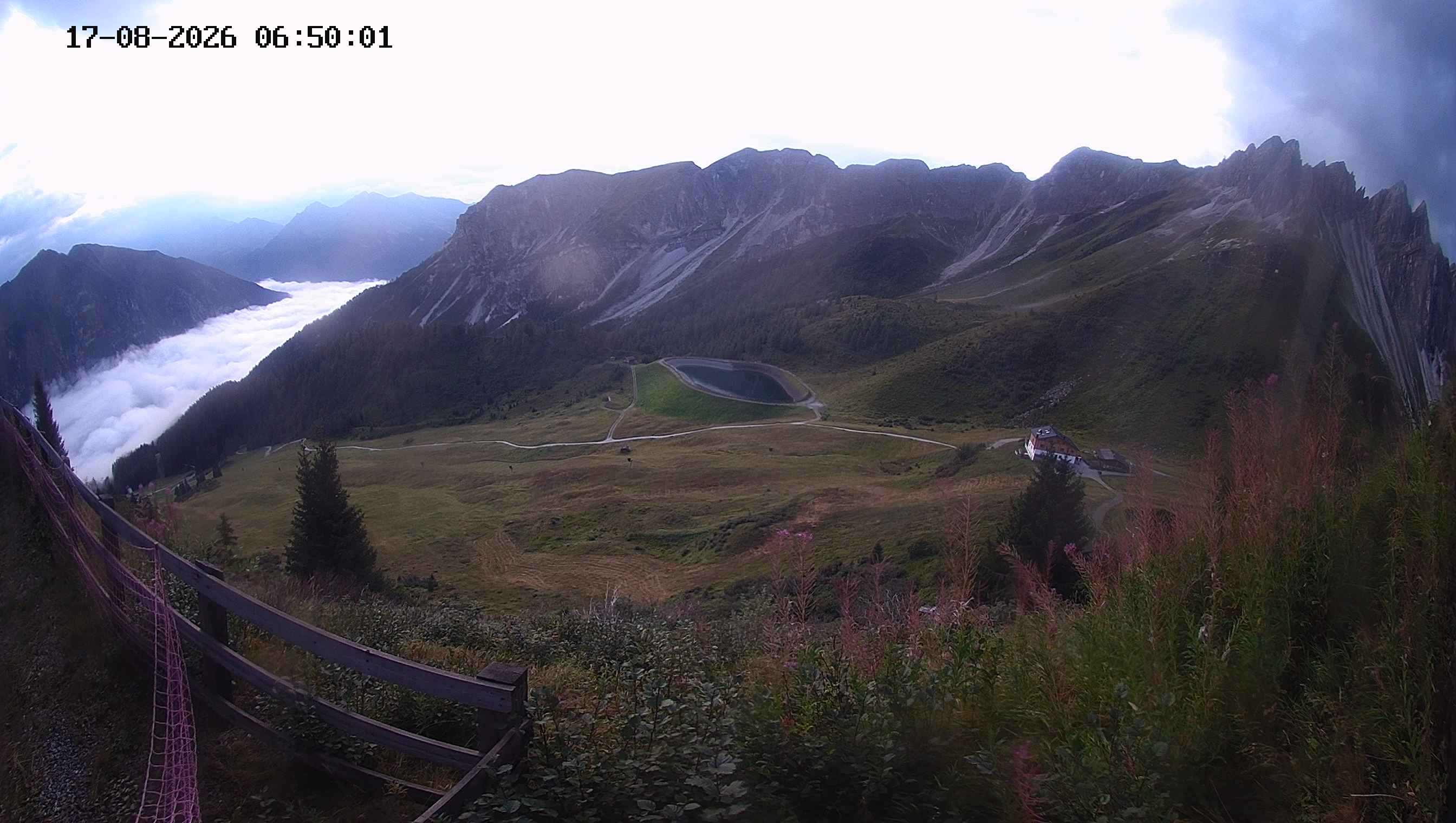 Archiv Foto Webcam Ladurns - Edelweißhütte