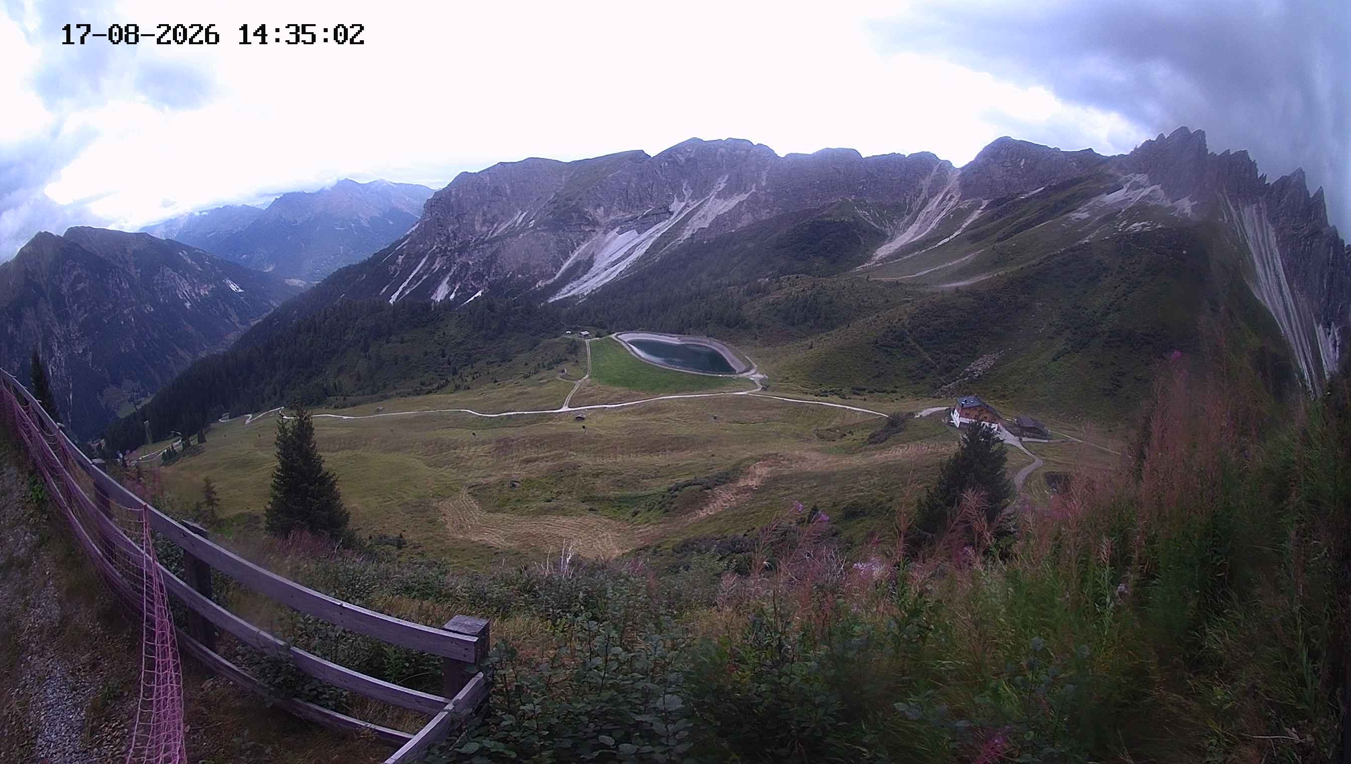 Archiv Foto Webcam Ladurns - Edelweißhütte