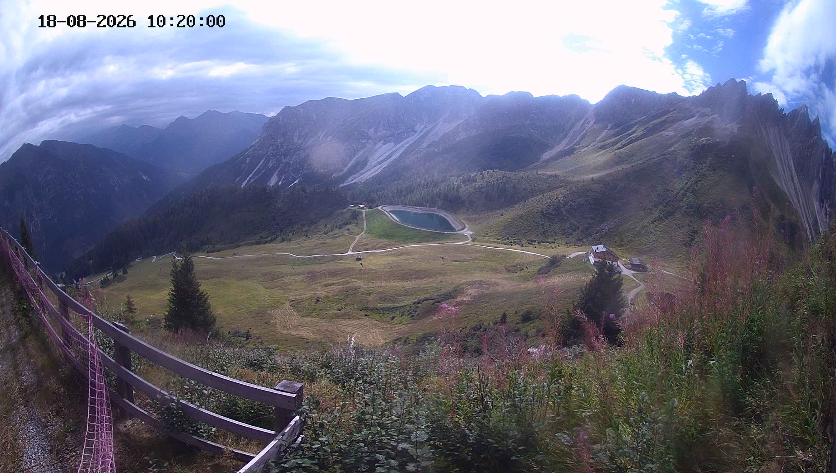 Archiv Foto Webcam Ladurns - Edelweißhütte