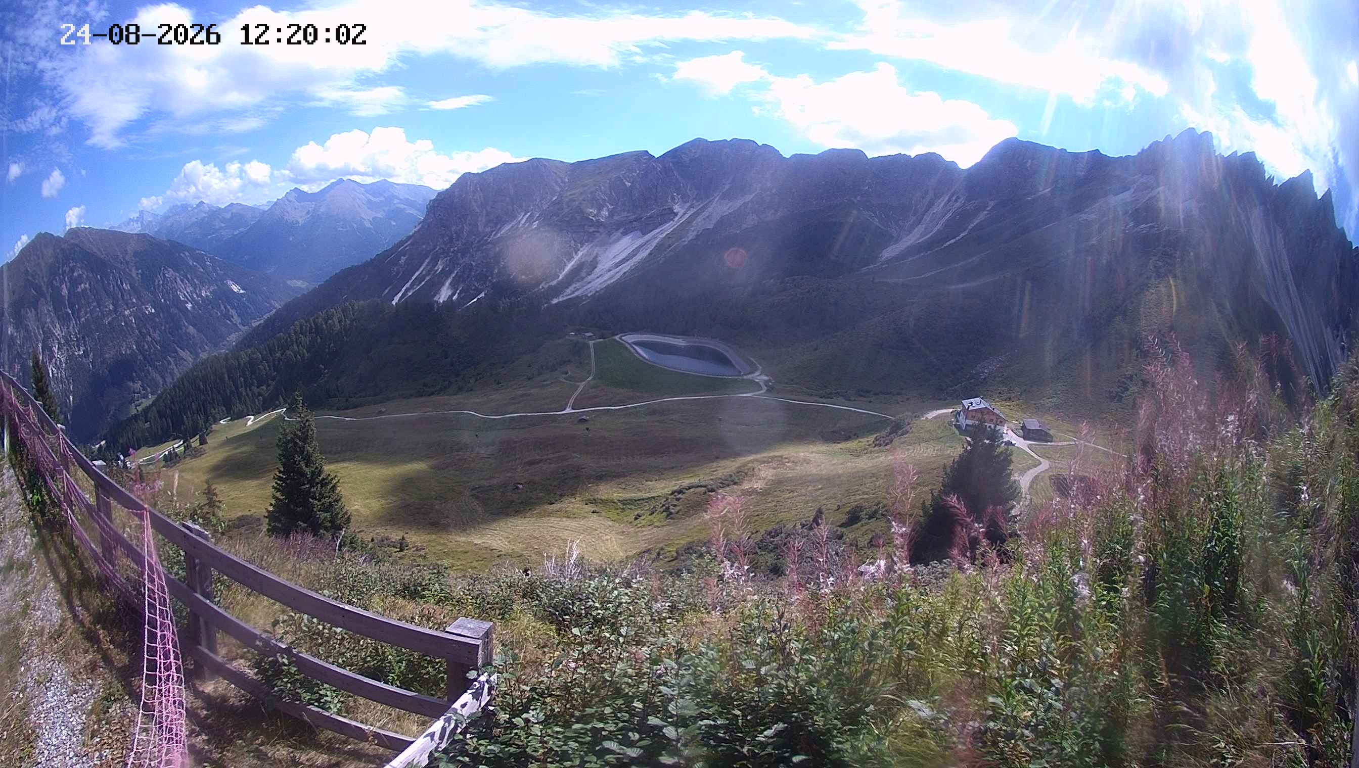 Archiv Foto Webcam Ladurns - Edelweißhütte