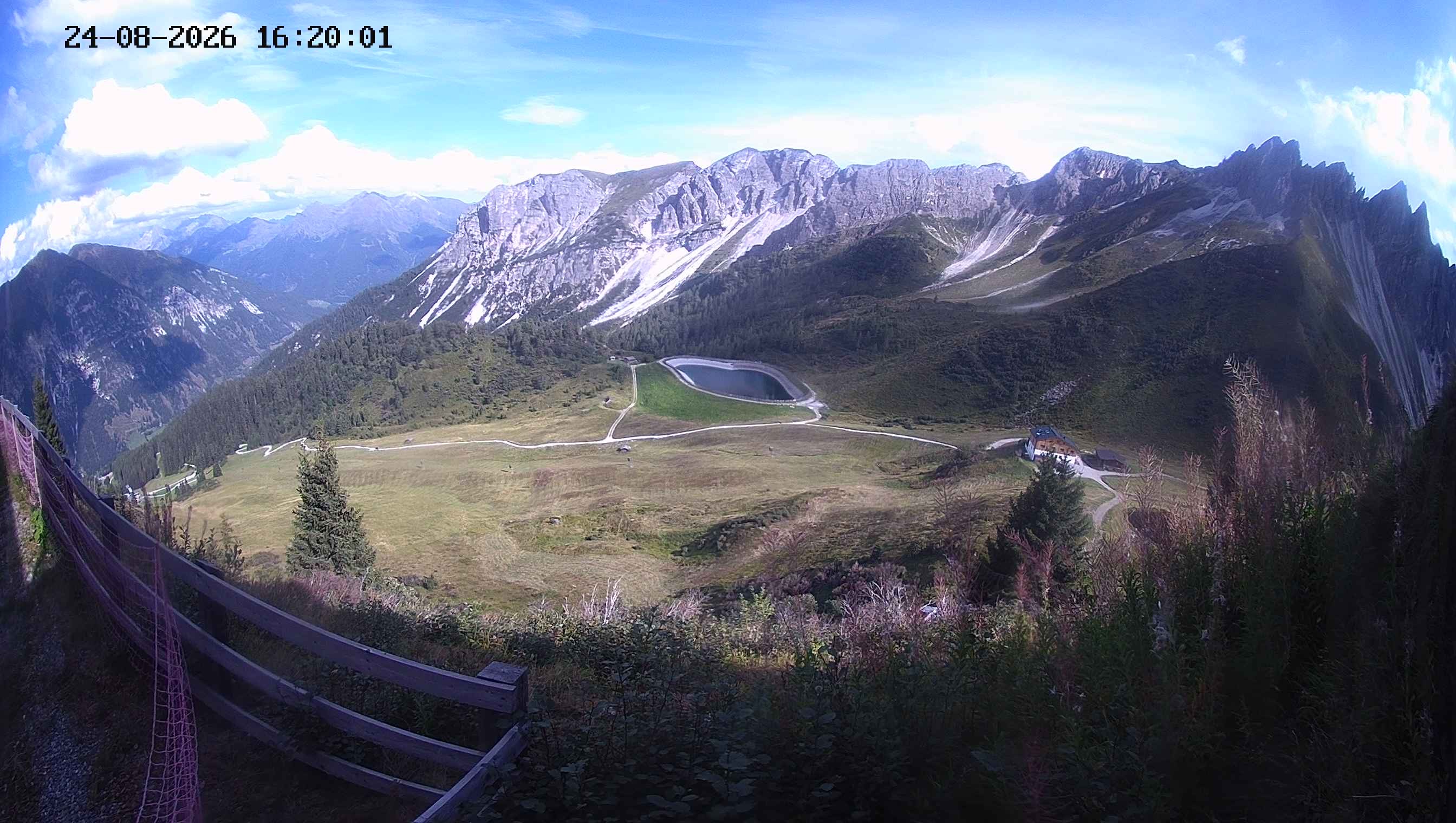 Archiv Foto Webcam Ladurns - Edelweißhütte