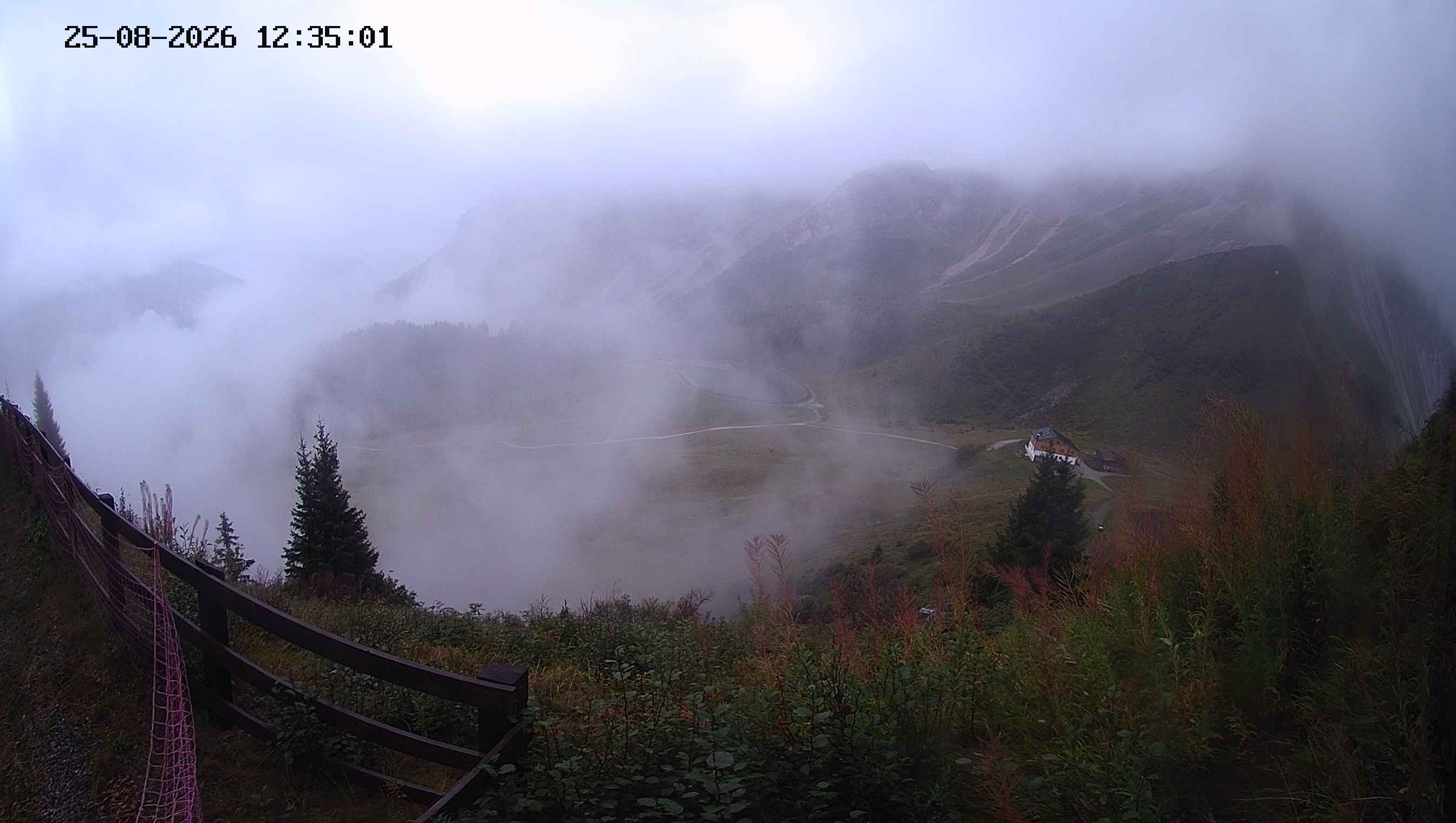 Archiv Foto Webcam Ladurns - Edelweißhütte