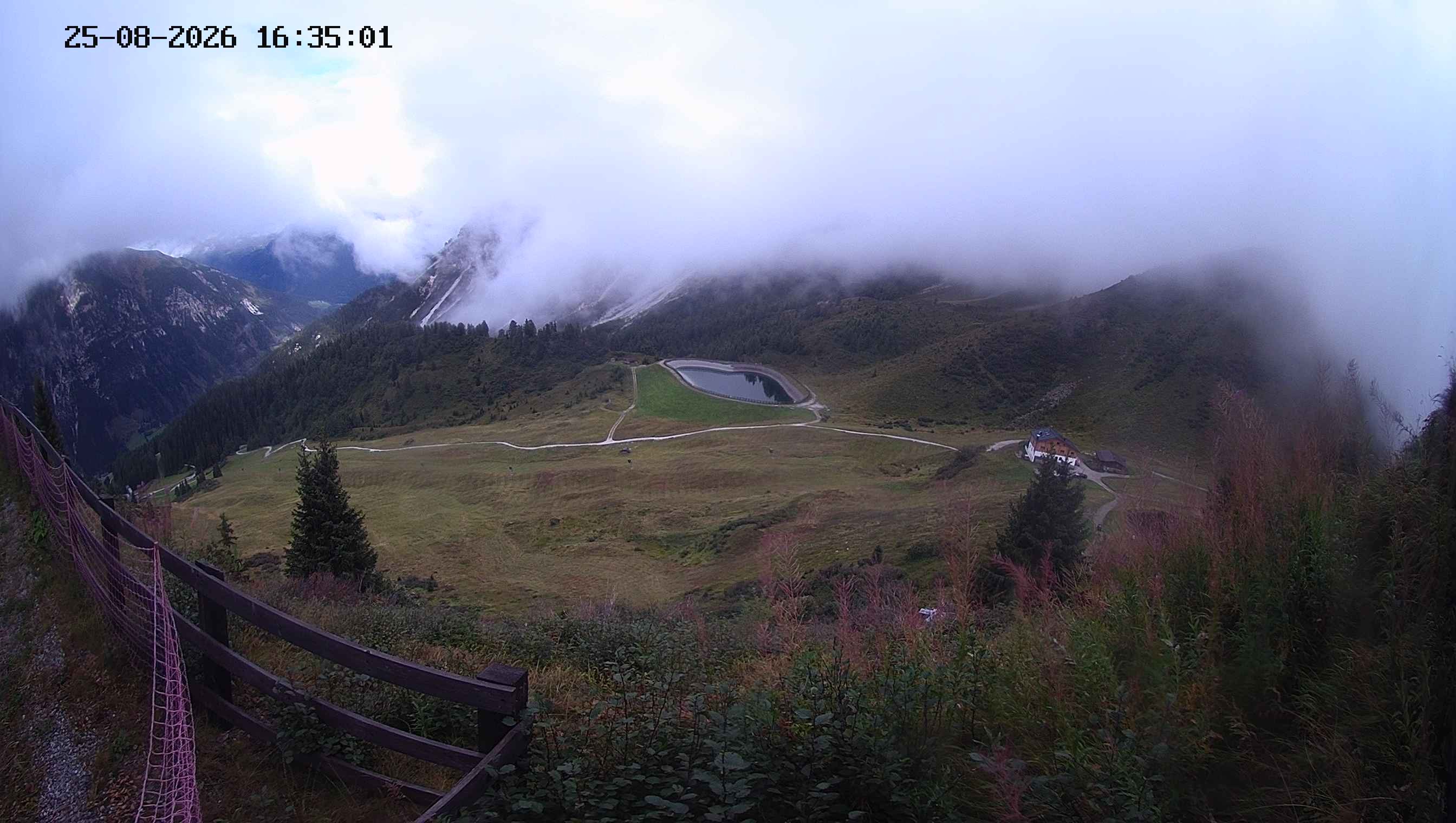 Archiv Foto Webcam Ladurns - Edelweißhütte